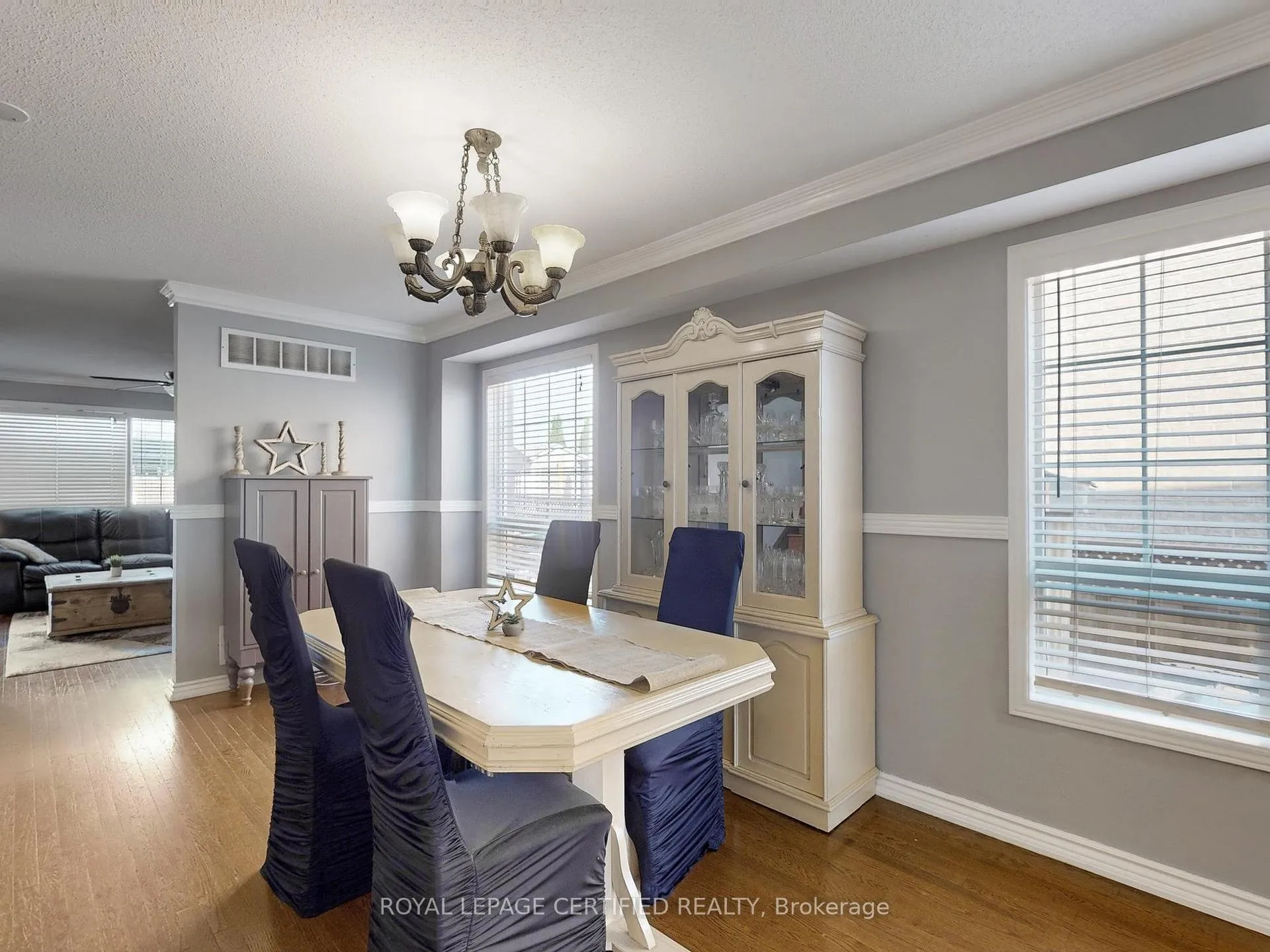 Photo 8 of 38 Lawren Harris Crescent, Caledon, Bolton West — HOMEH