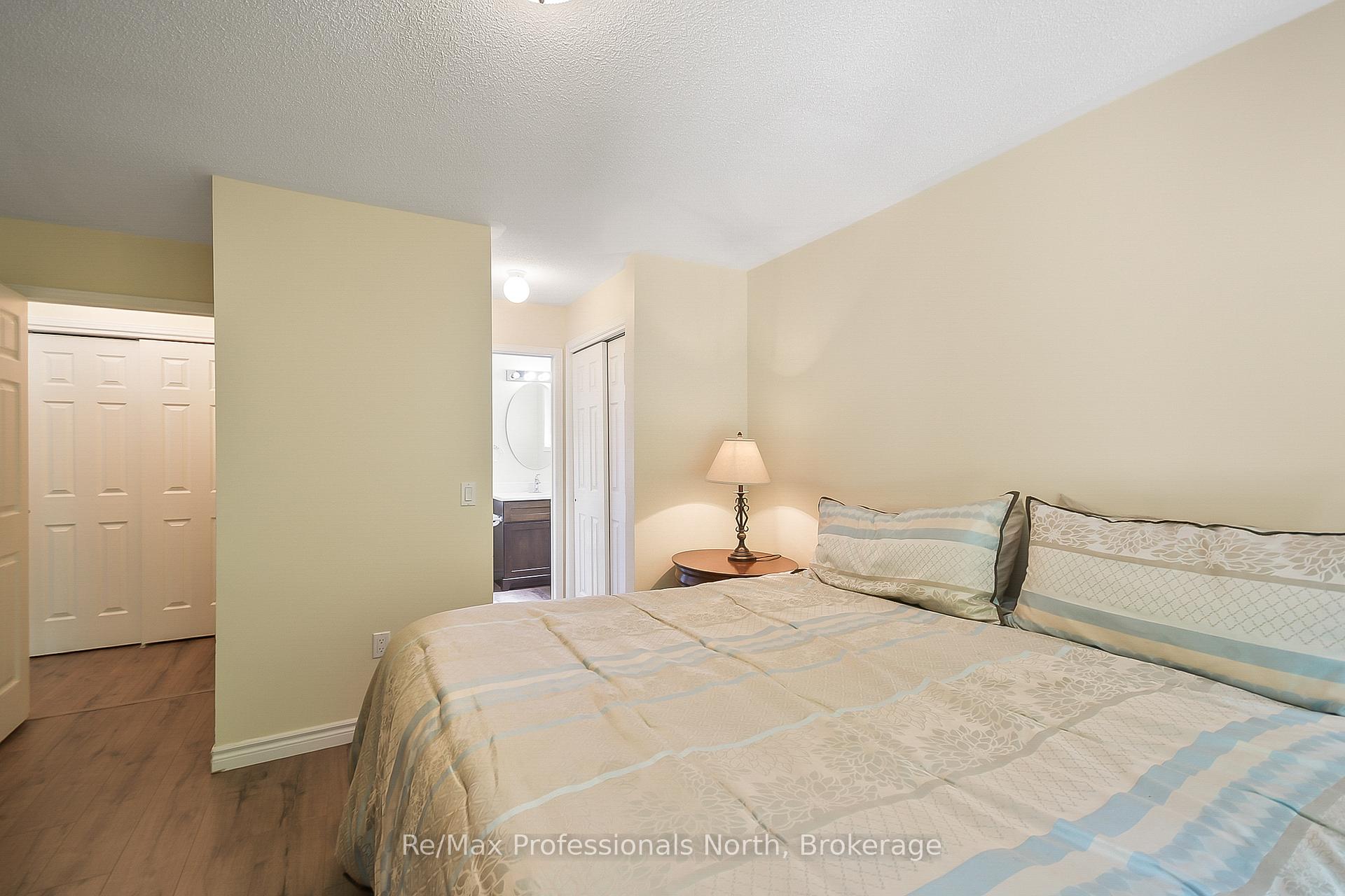 Photo 19 of 21 Woodman'S Chart, Gravenhurst, Muskoka (S) — HOMEH