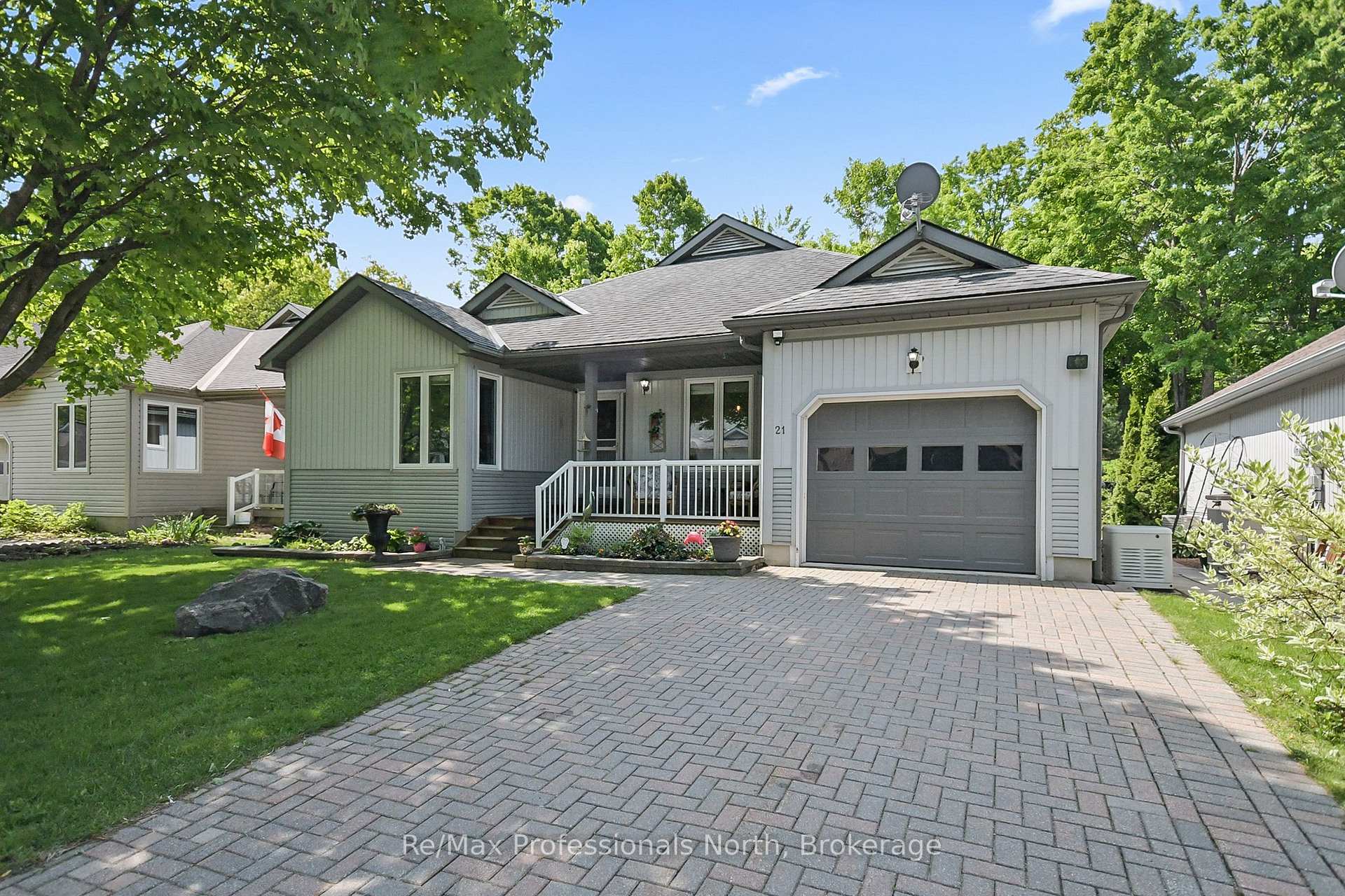 Photo 37 of 21 Woodman'S Chart, Gravenhurst, Muskoka (S) — HOMEH