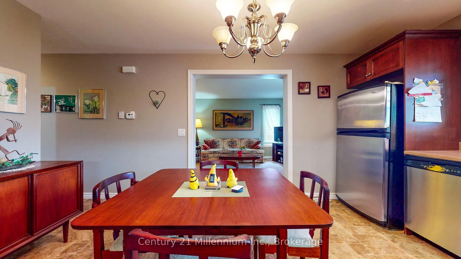 Photo 11 of 11 Virginia Avenue, Wasaga Beach — HOMEH