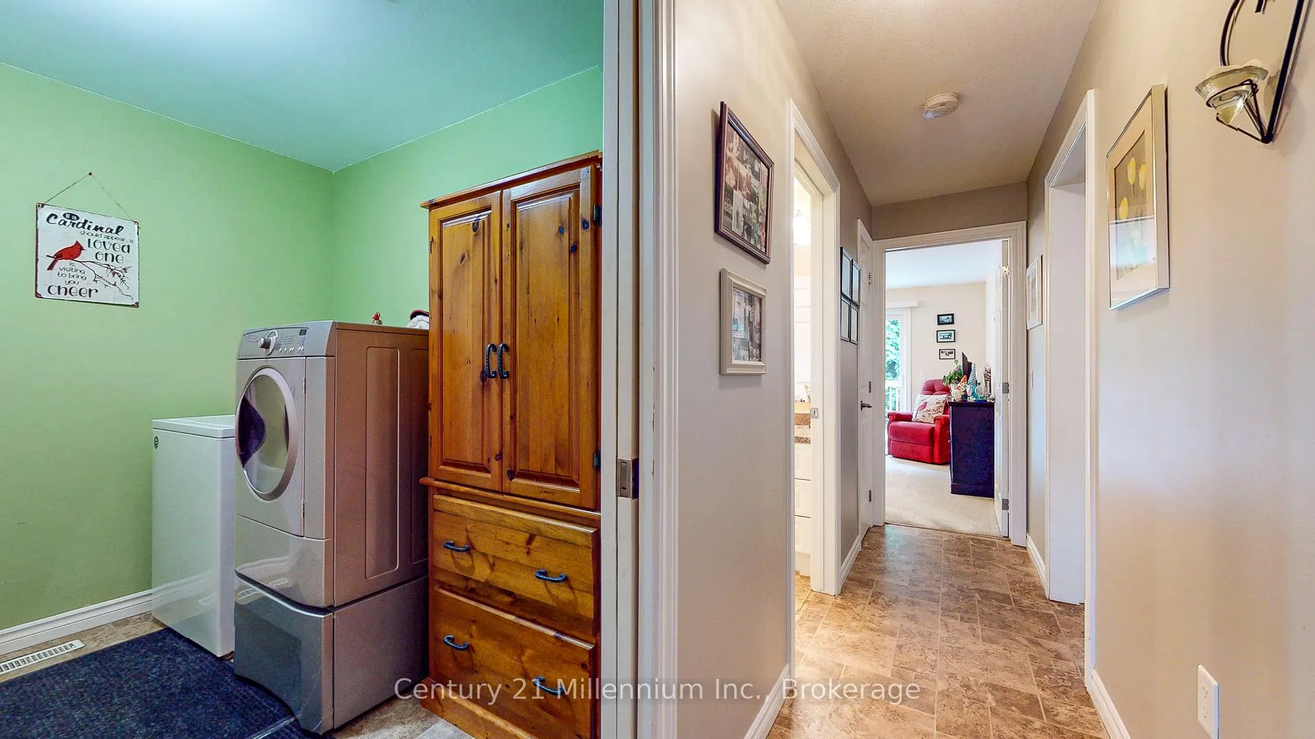 Photo 15 of 11 Virginia Avenue, Wasaga Beach — HOMEH