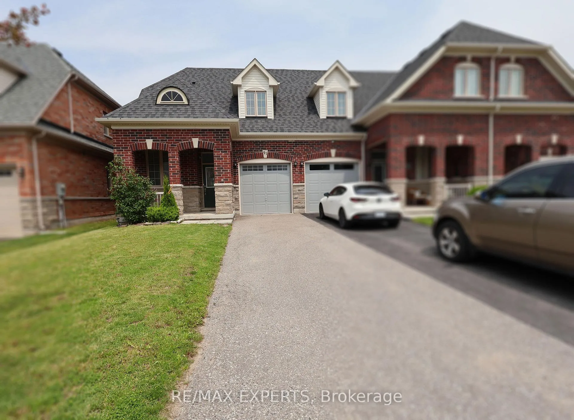 Photo 2 of 91 Kingsmere Crescent, New Tecumseth, Alliston — HOMEH