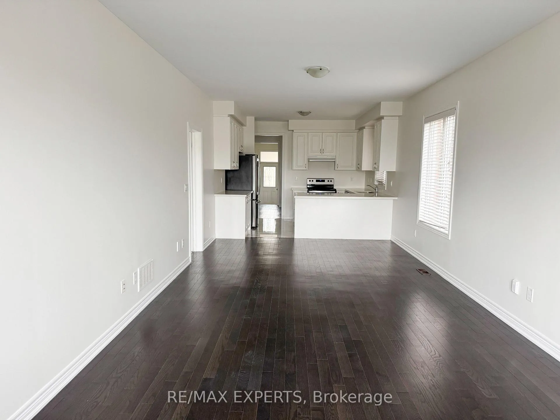 Photo 10 of 91 Kingsmere Crescent, New Tecumseth, Alliston — HOMEH