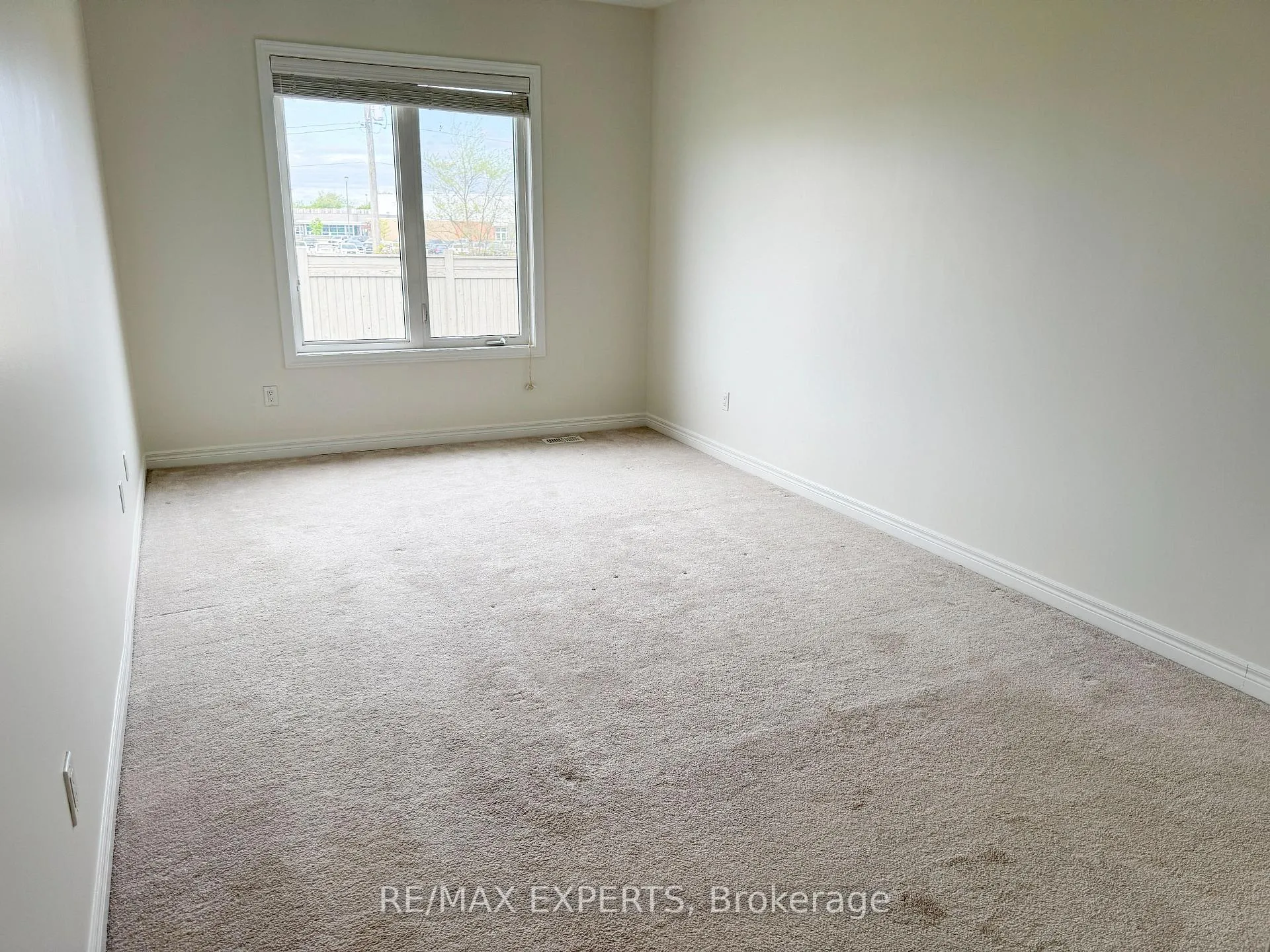 Photo 13 of 91 Kingsmere Crescent, New Tecumseth, Alliston — HOMEH