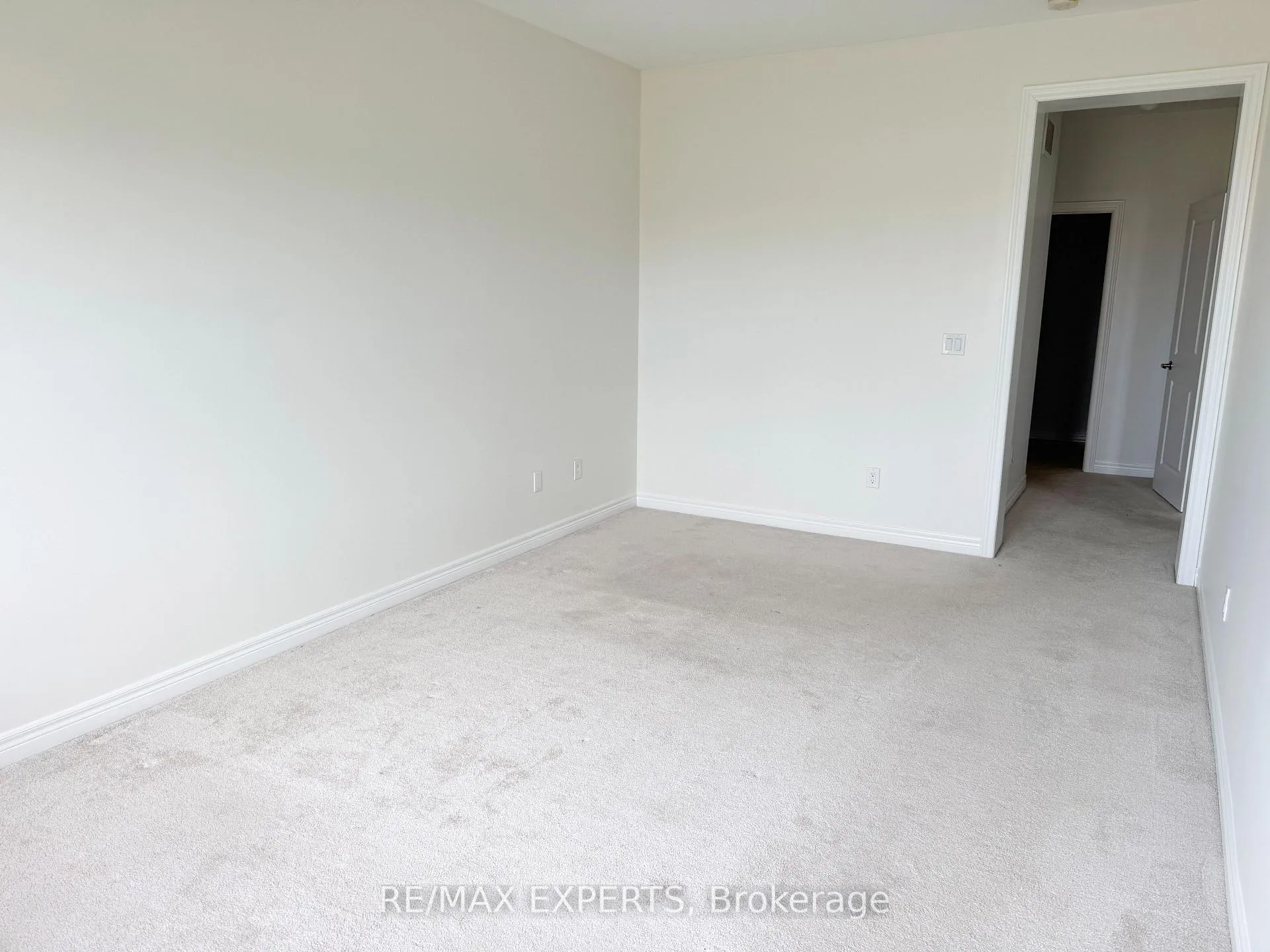 Photo 14 of 91 Kingsmere Crescent, New Tecumseth, Alliston — HOMEH