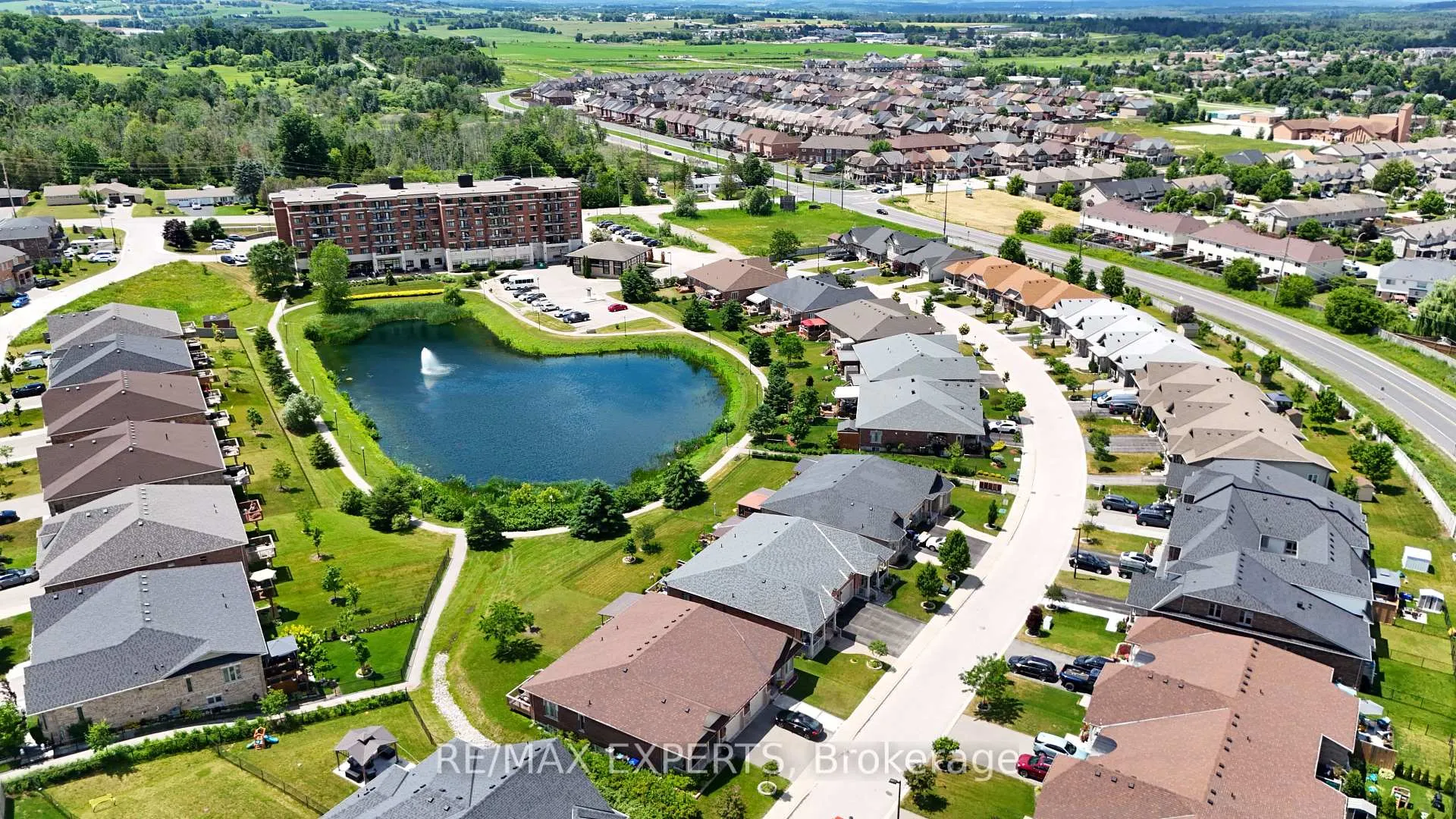 Photo 26 of 91 Kingsmere Crescent, New Tecumseth, Alliston — HOMEH