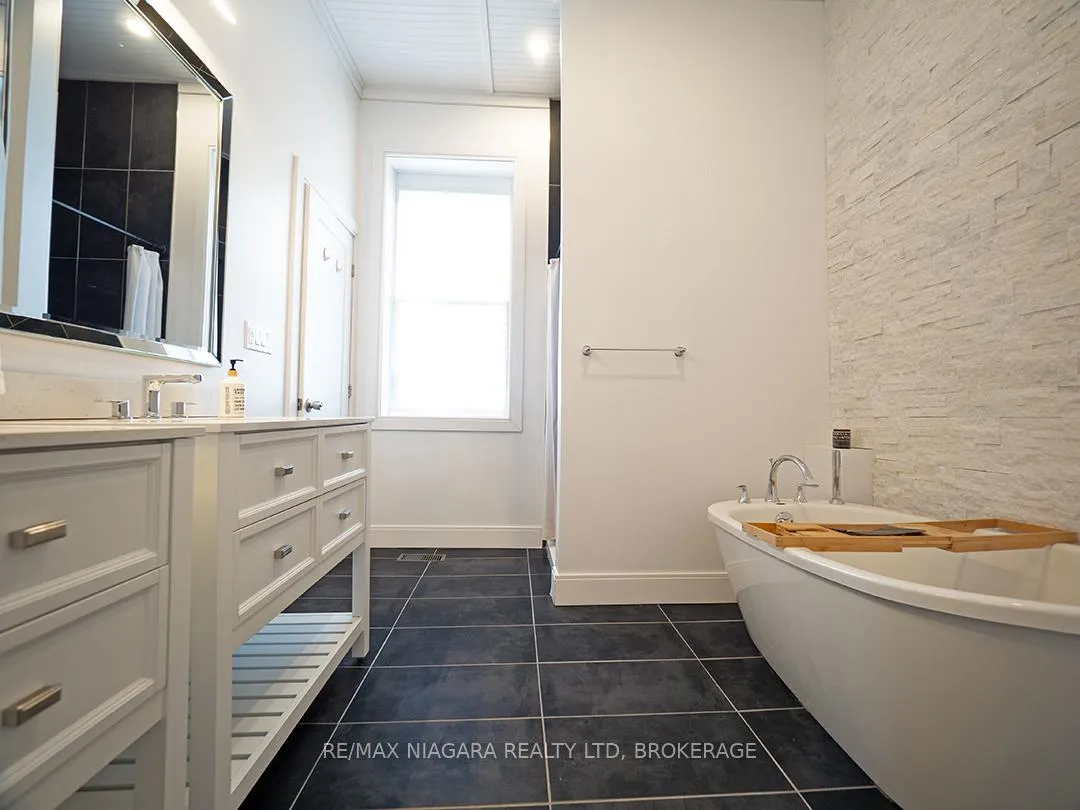 Photo 56 of 1561 North Shore Drive E, Haldimand — HOMEH