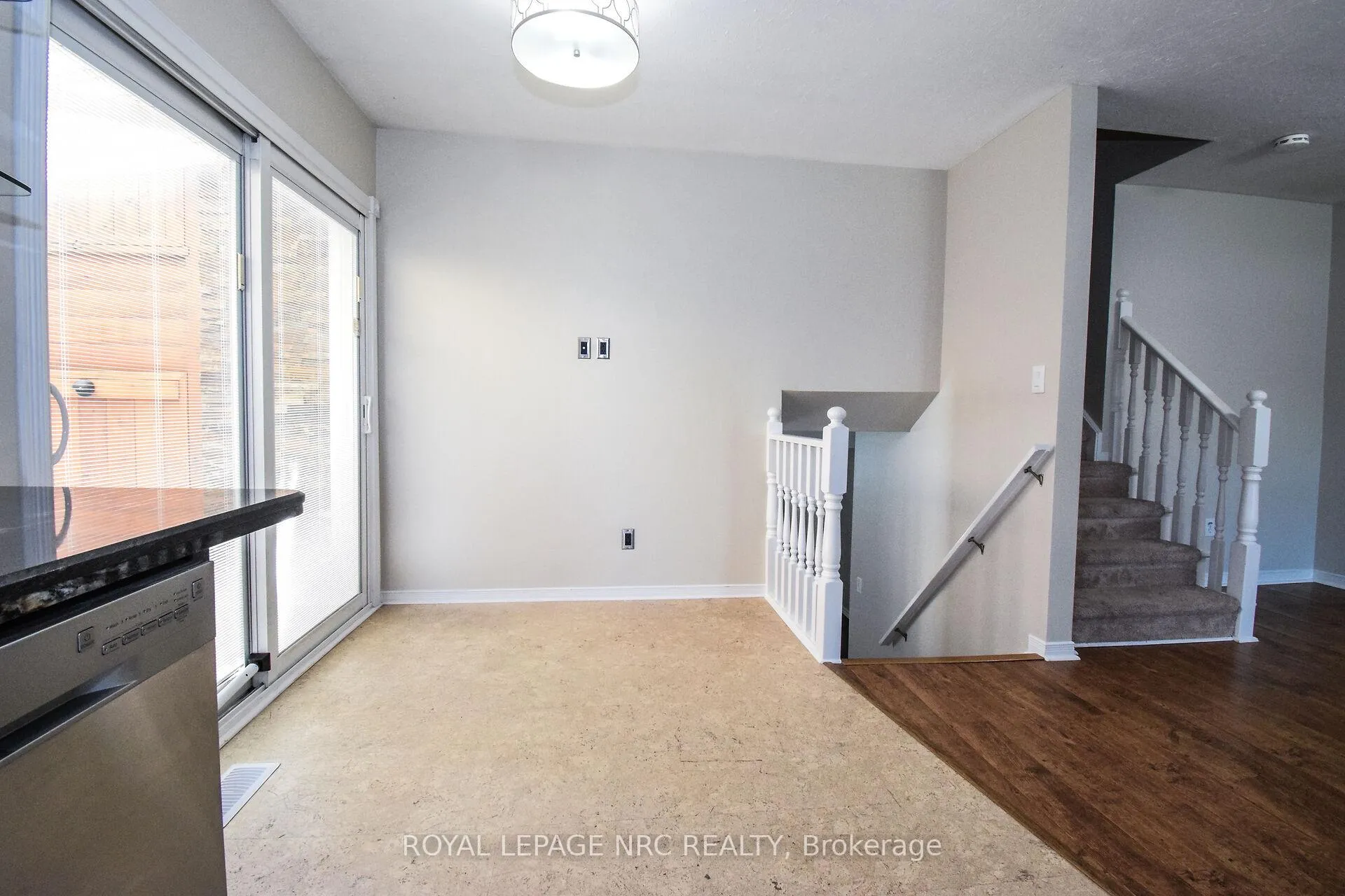 Photo 15 of 4974 Windgate Drive E, Niagara Falls, Ascot — HOMEH