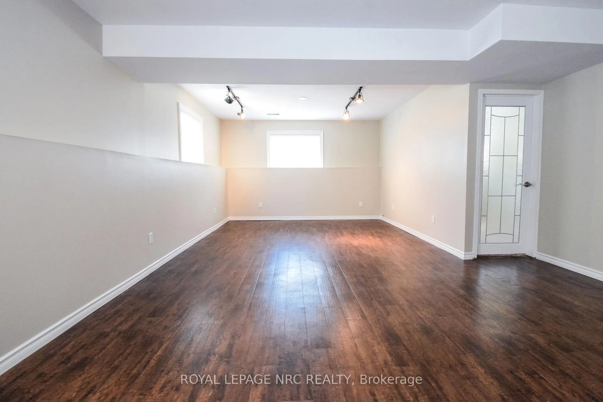 Photo 28 of 4974 Windgate Drive E, Niagara Falls, Ascot — HOMEH
