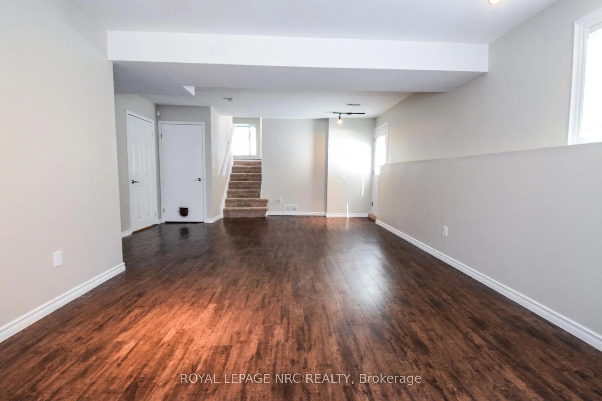 Photo 29 of 4974 Windgate Drive E, Niagara Falls, Ascot — HOMEH