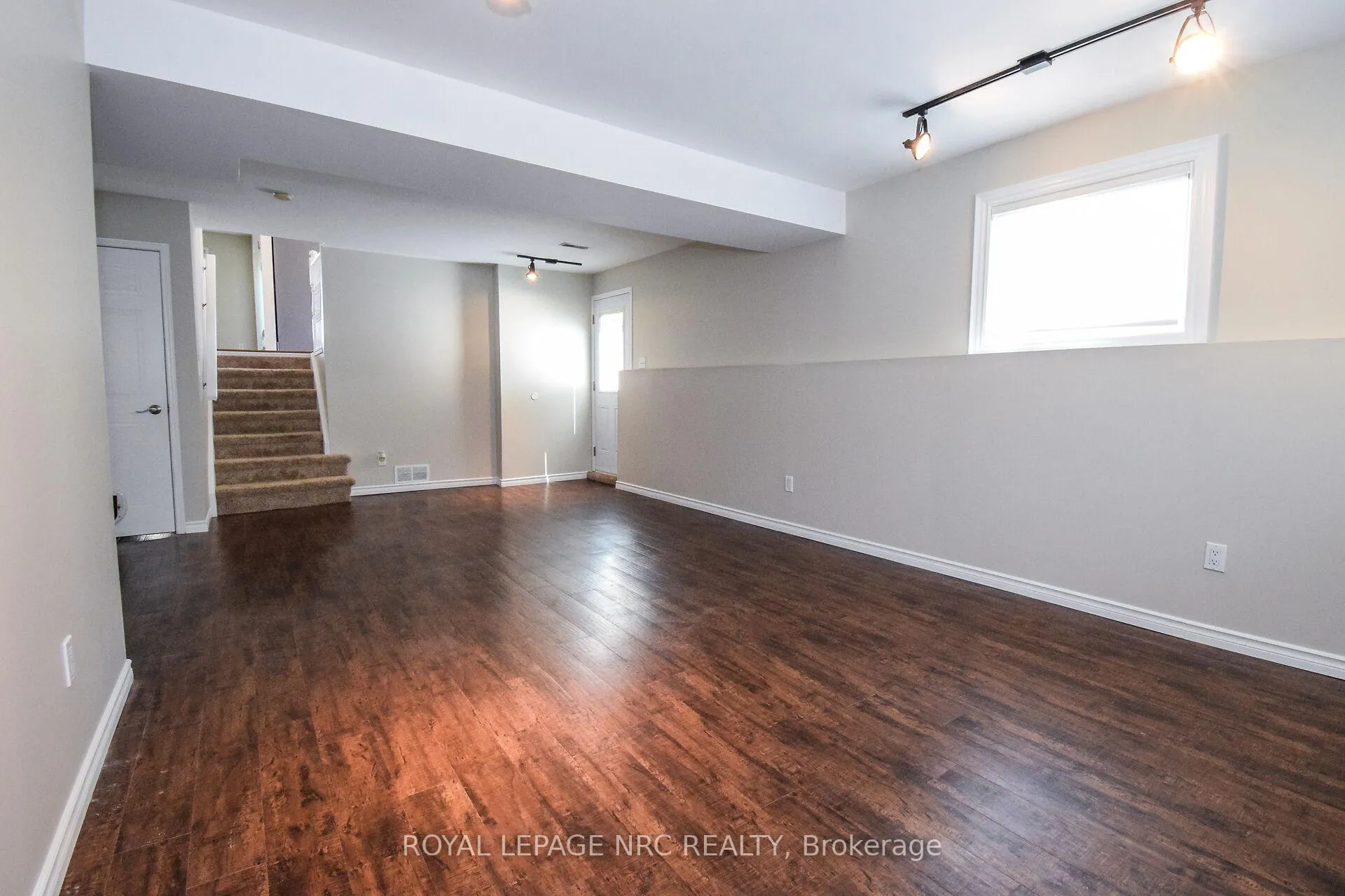 Photo 30 of 4974 Windgate Drive E, Niagara Falls, Ascot — HOMEH
