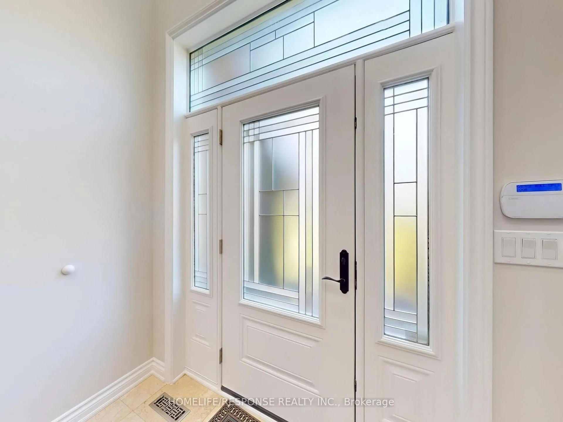 Photo 6 of 13 Dolan Drive, Caledon, Palgrave — HOMEH