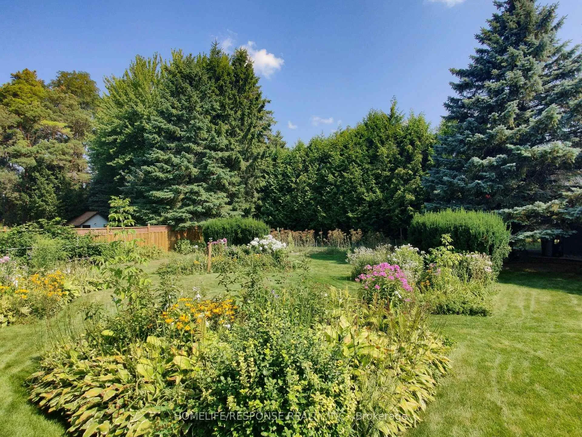 Photo 42 of 13 Dolan Drive, Caledon, Palgrave — HOMEH