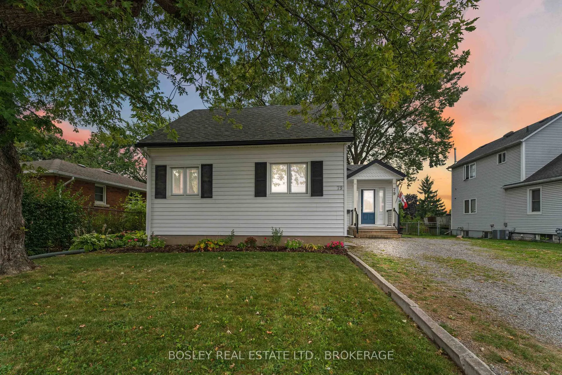 Photo 3 of 79 Richmond Street W, Thorold, Thorold Downtown — HOMEH