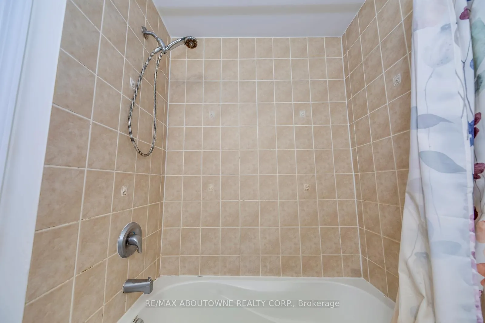 Photo 34 of 2453 Coho Way, Oakville, West Oak Trails — HOMEH