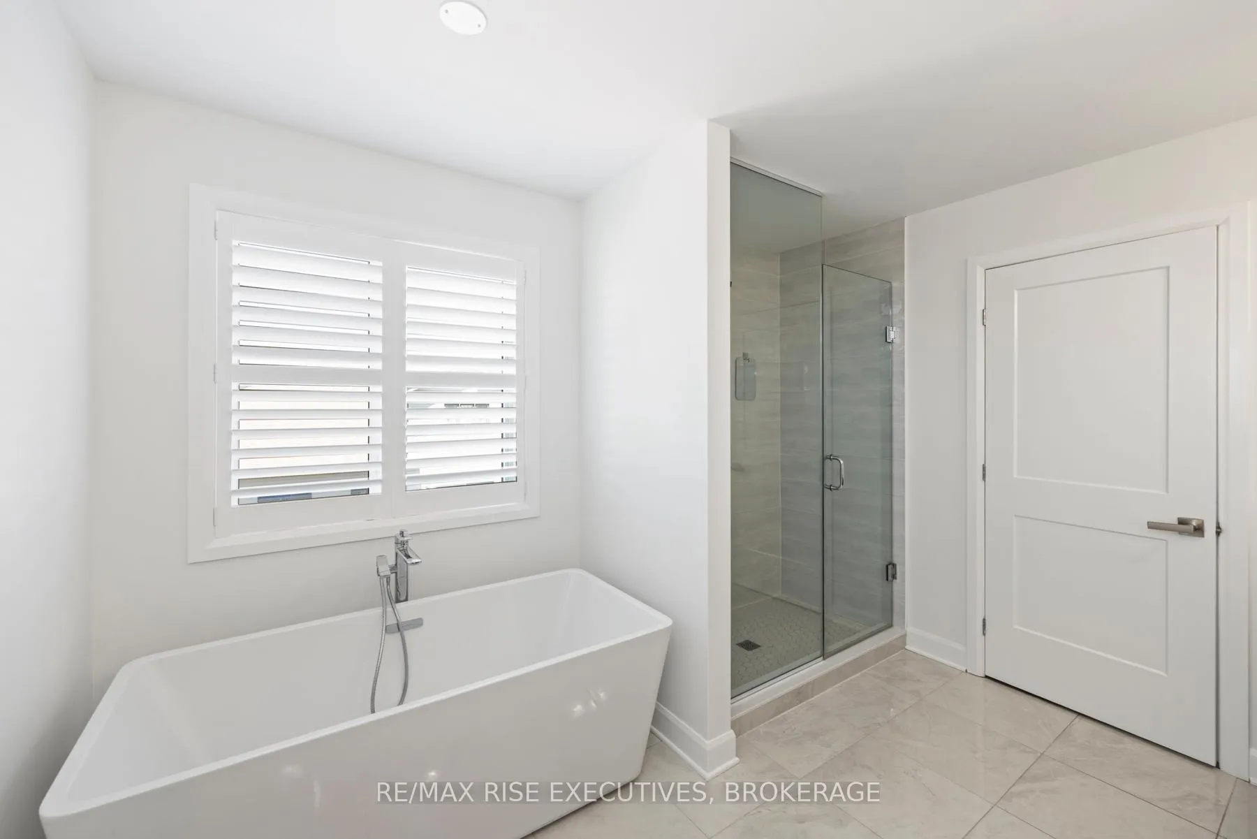 Photo 32 of 1514 Shira Drive, Kingston, City Northwest — HOMEH