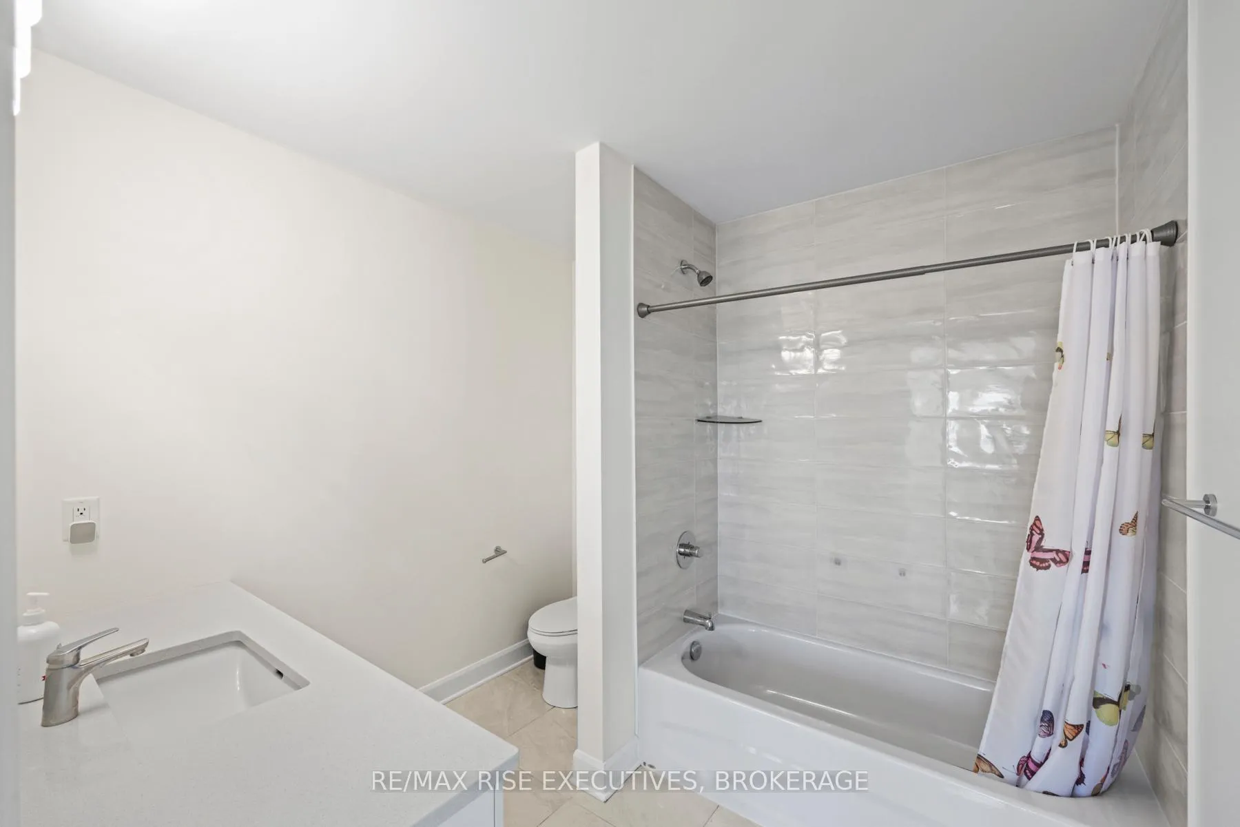 Photo 37 of 1514 Shira Drive, Kingston, City Northwest — HOMEH