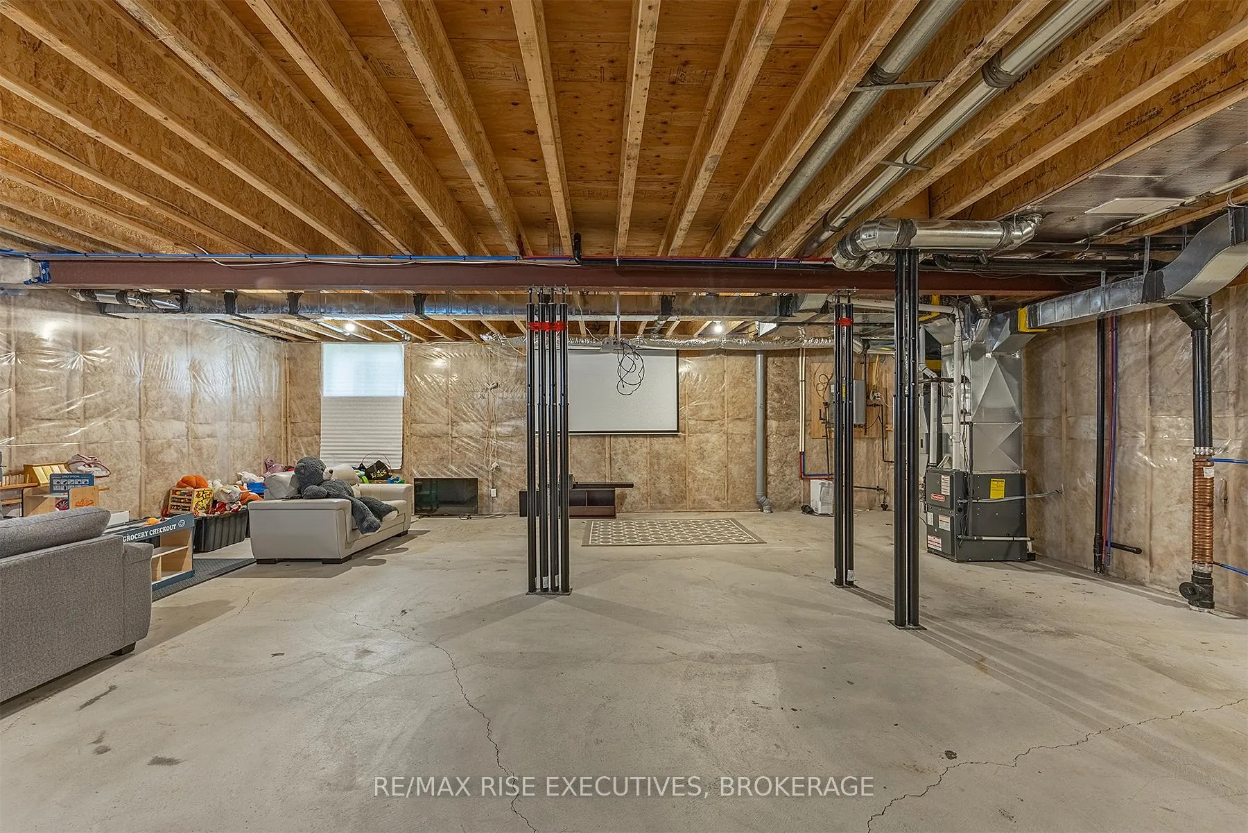 Photo 42 of 1514 Shira Drive, Kingston, City Northwest — HOMEH