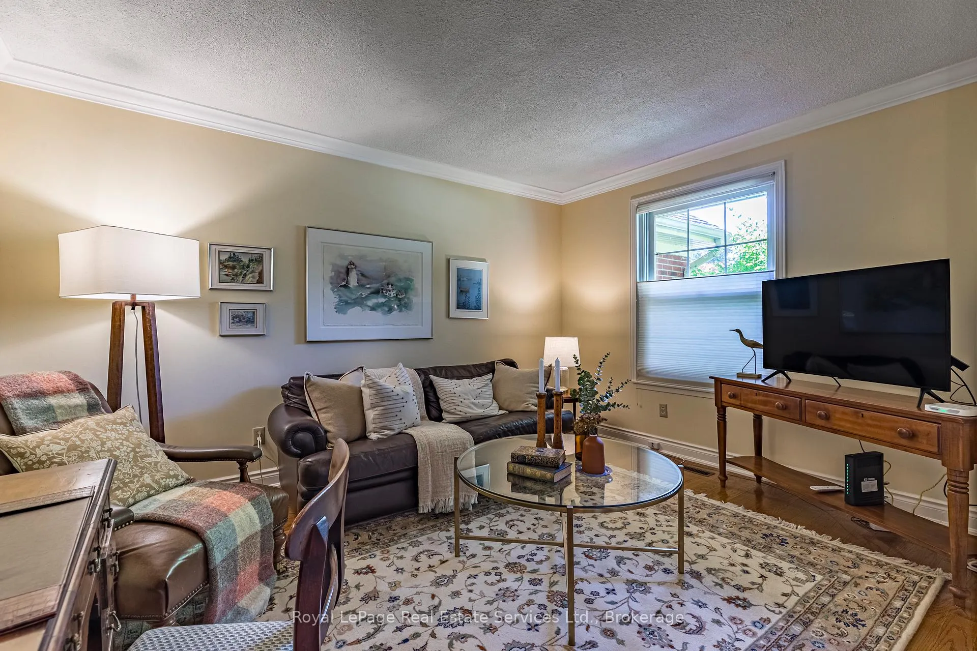 Photo 6 of 445 Dorland Road, Oakville, Ford — HOMEH