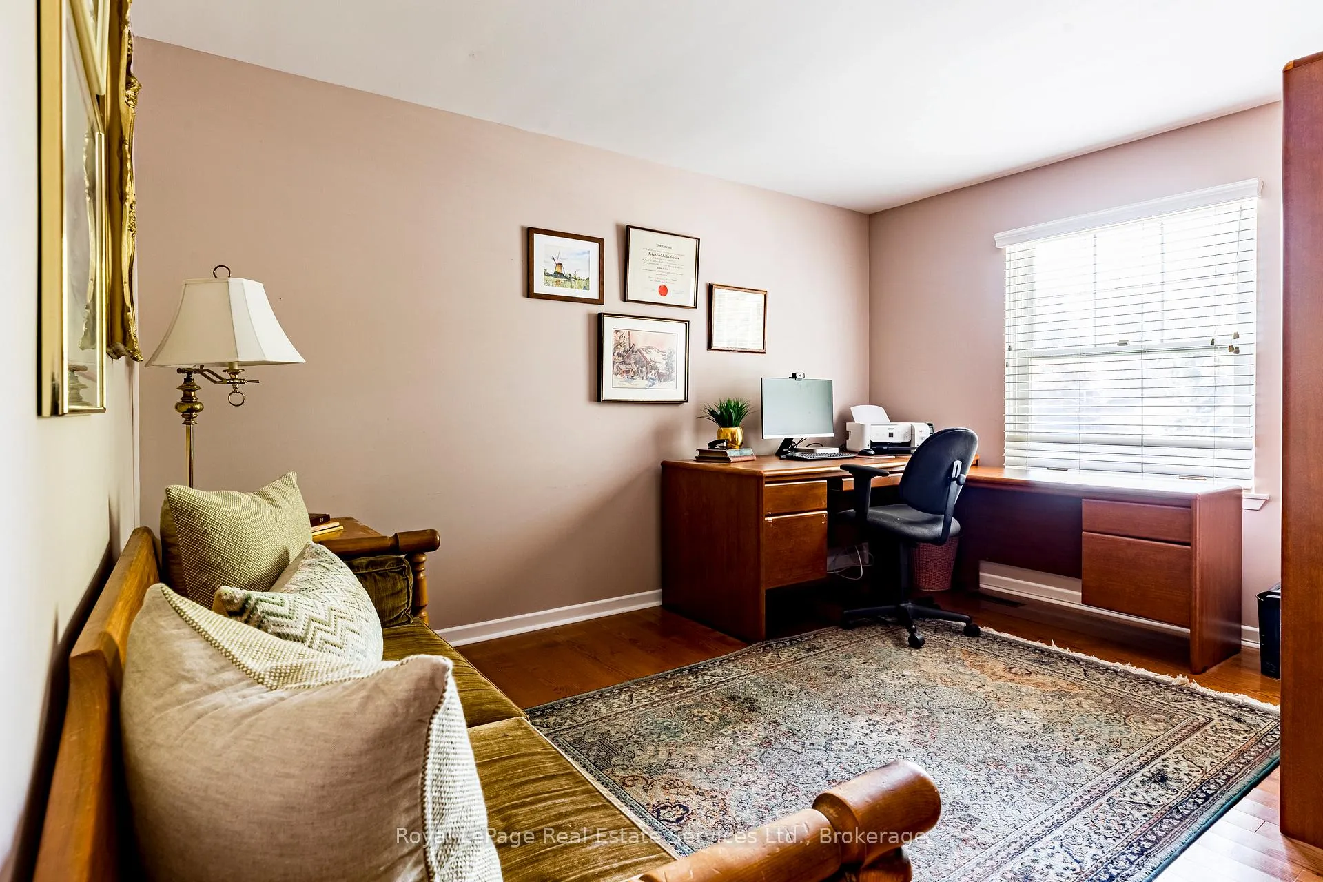 Photo 26 of 445 Dorland Road, Oakville, Ford — HOMEH