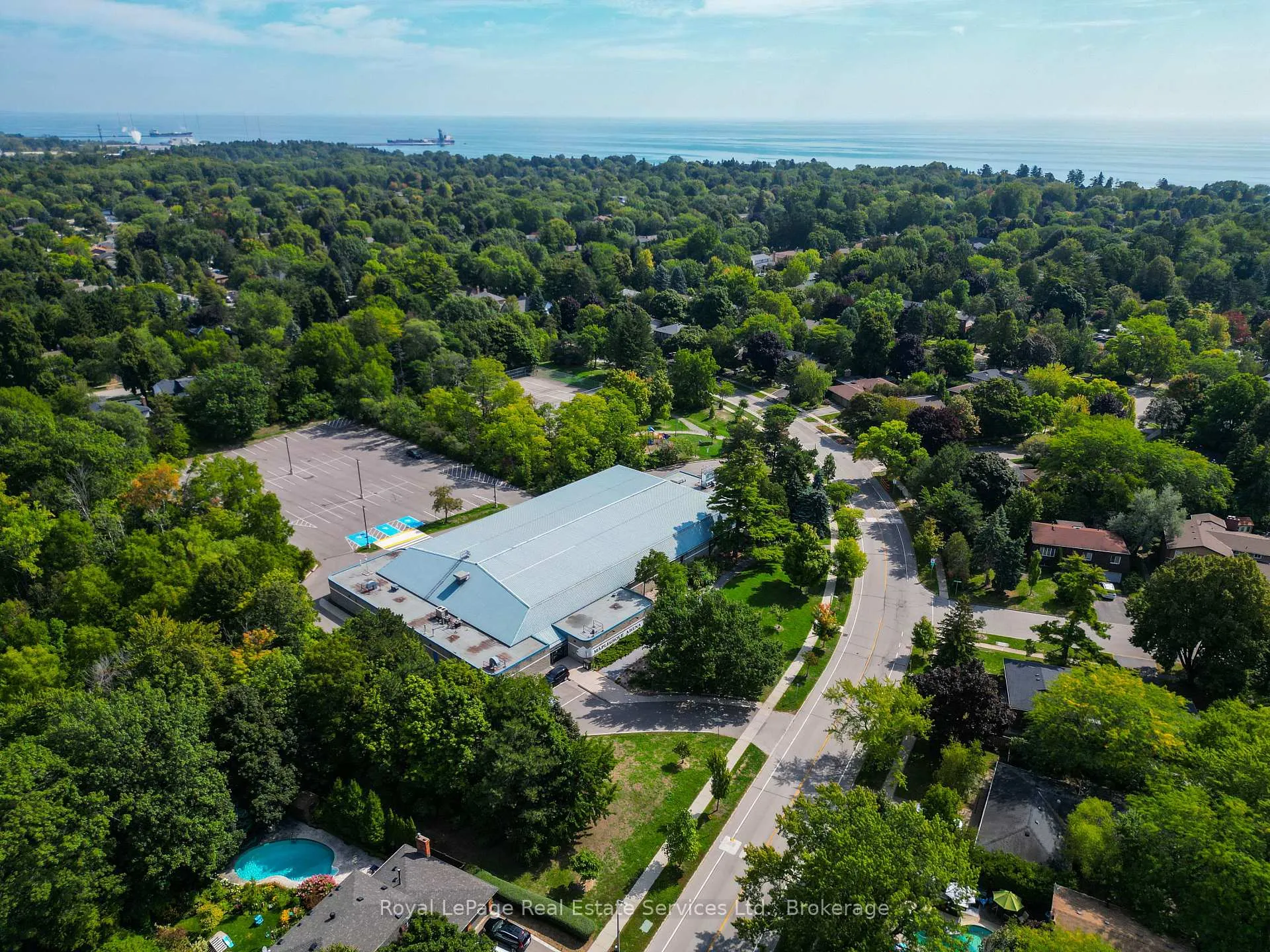 Photo 41 of 445 Dorland Road, Oakville, Ford — HOMEH