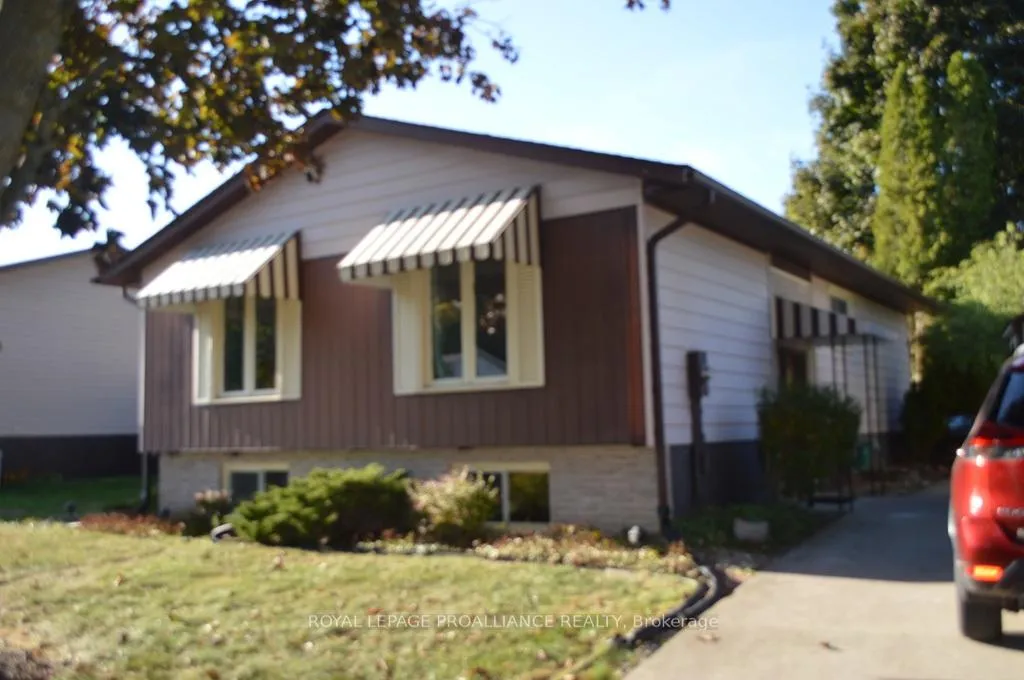 Photo 1 of 118 Nicholas Street, Quinte West, Trenton Ward — HOMEH