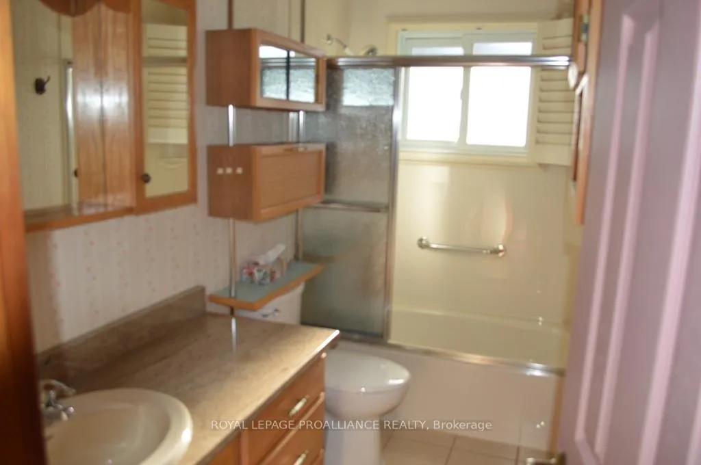 Photo 8 of 118 Nicholas Street, Quinte West, Trenton Ward — HOMEH