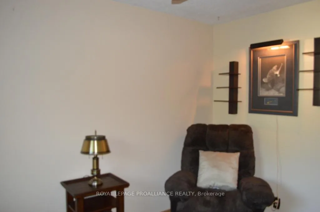 Photo 15 of 118 Nicholas Street, Quinte West, Trenton Ward — HOMEH