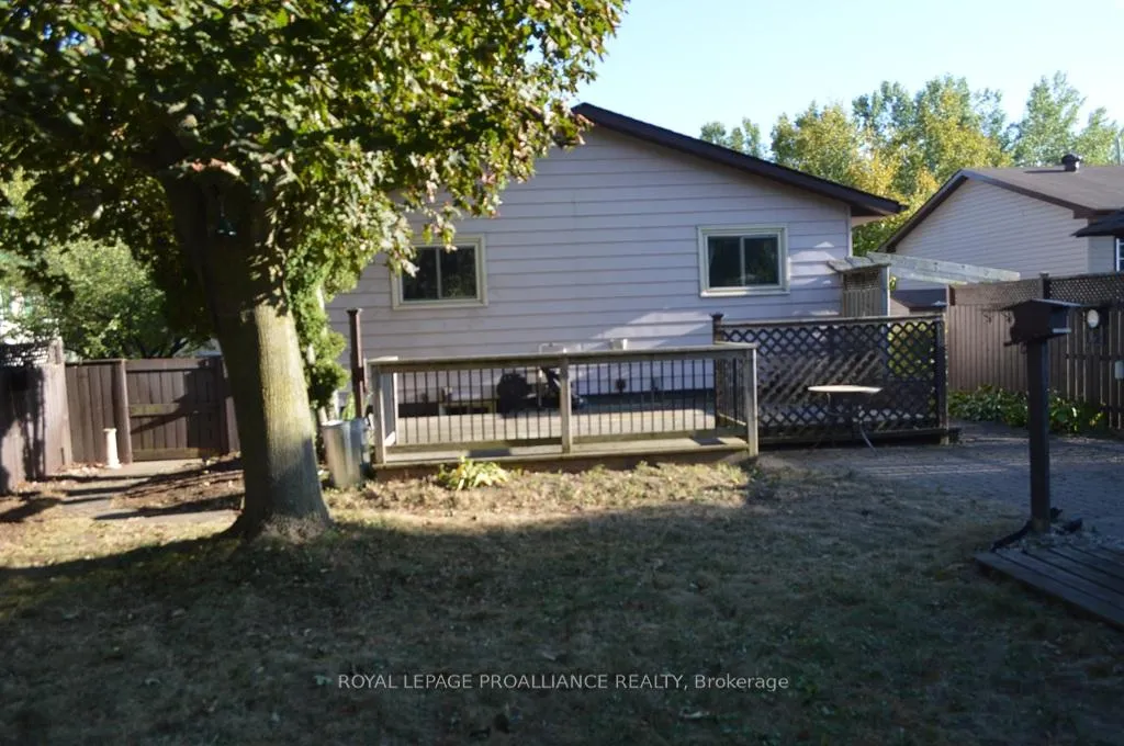 Photo 25 of 118 Nicholas Street, Quinte West, Trenton Ward — HOMEH