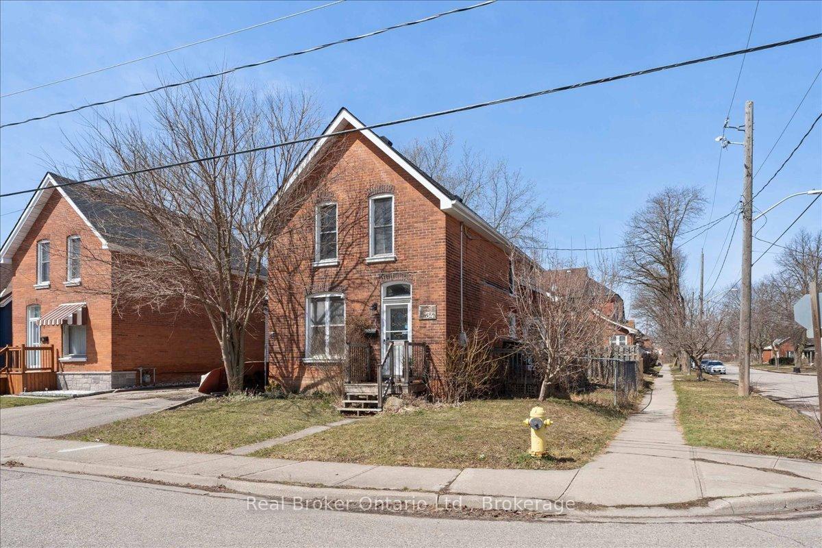 Photo 1 of 34 Port Street, Brant, Brantford Twp — HOMEH