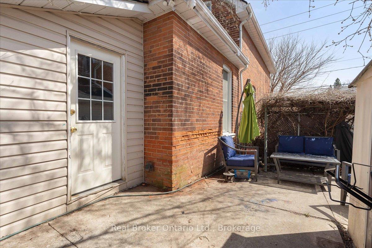 Photo 27 of 34 Port Street, Brant, Brantford Twp — HOMEH