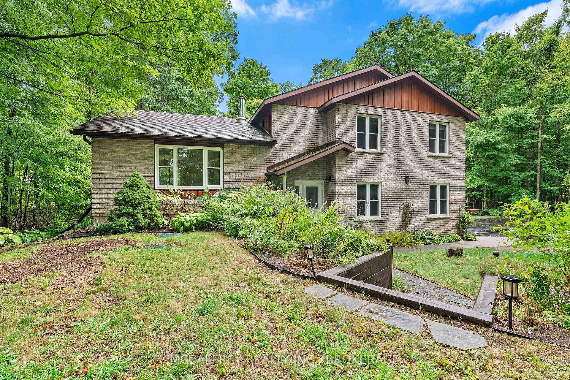 Photo 1 of 2985 Alton Road, Frontenac, Frontenac South — HOMEH