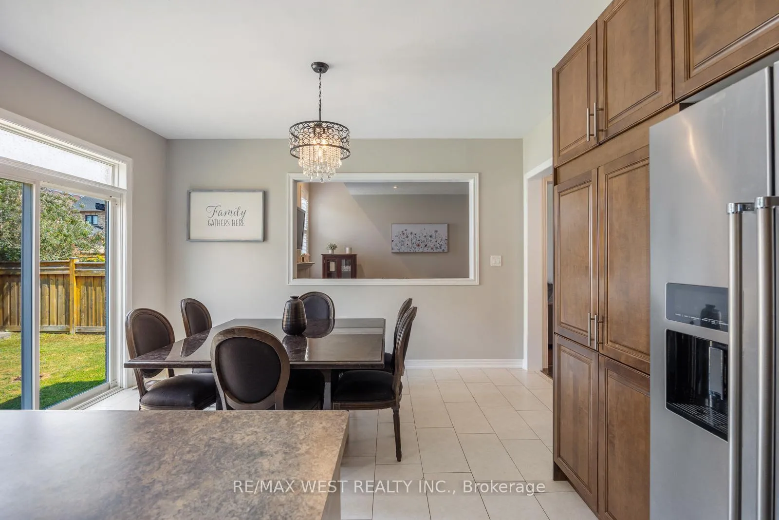 Photo 24 of 16 Heathcliffe Drive, Vaughan, Vellore Village — HOMEH