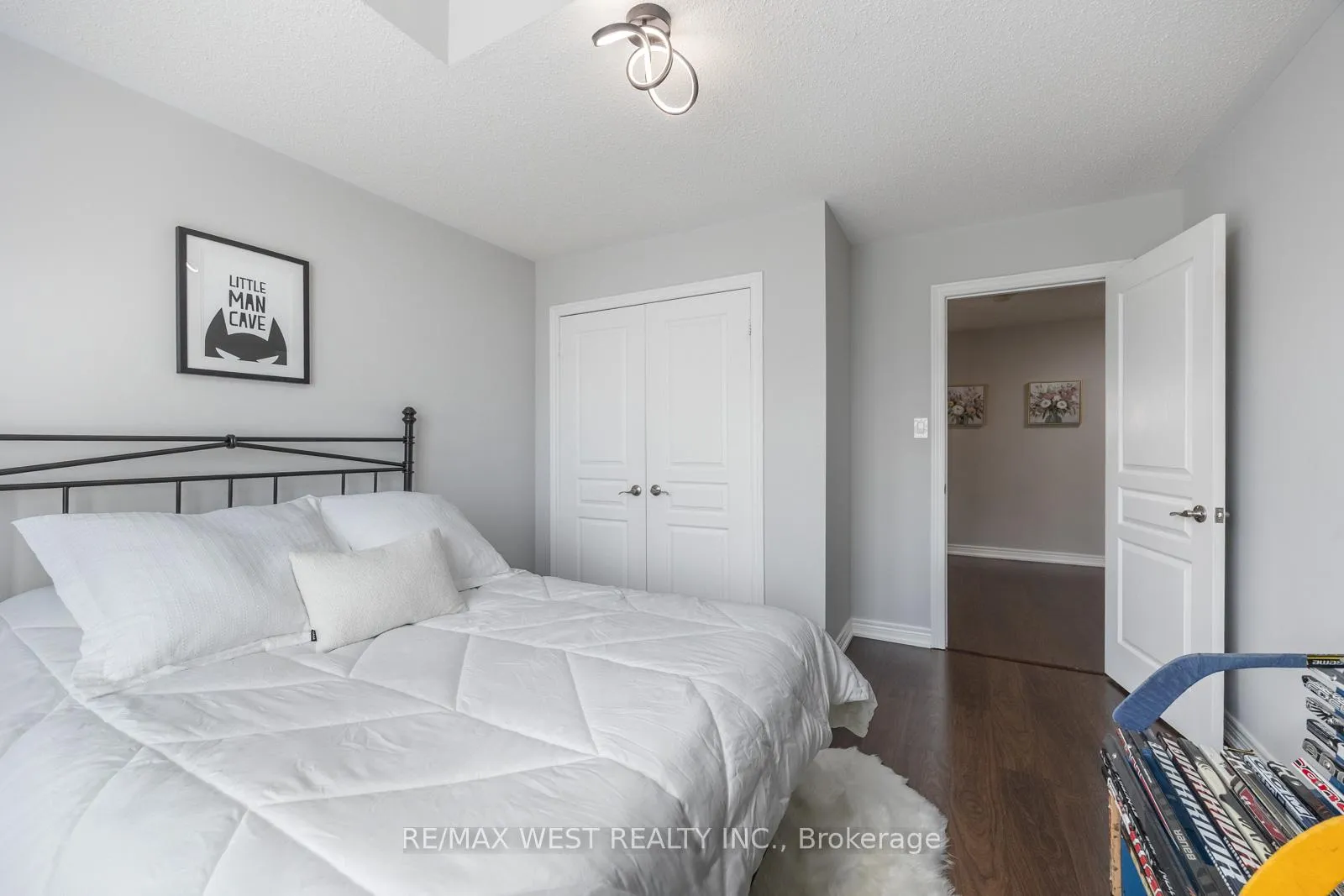 Photo 36 of 16 Heathcliffe Drive, Vaughan, Vellore Village — HOMEH