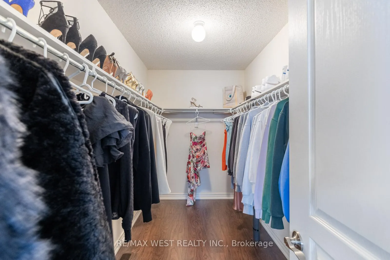 Photo 43 of 16 Heathcliffe Drive, Vaughan, Vellore Village — HOMEH