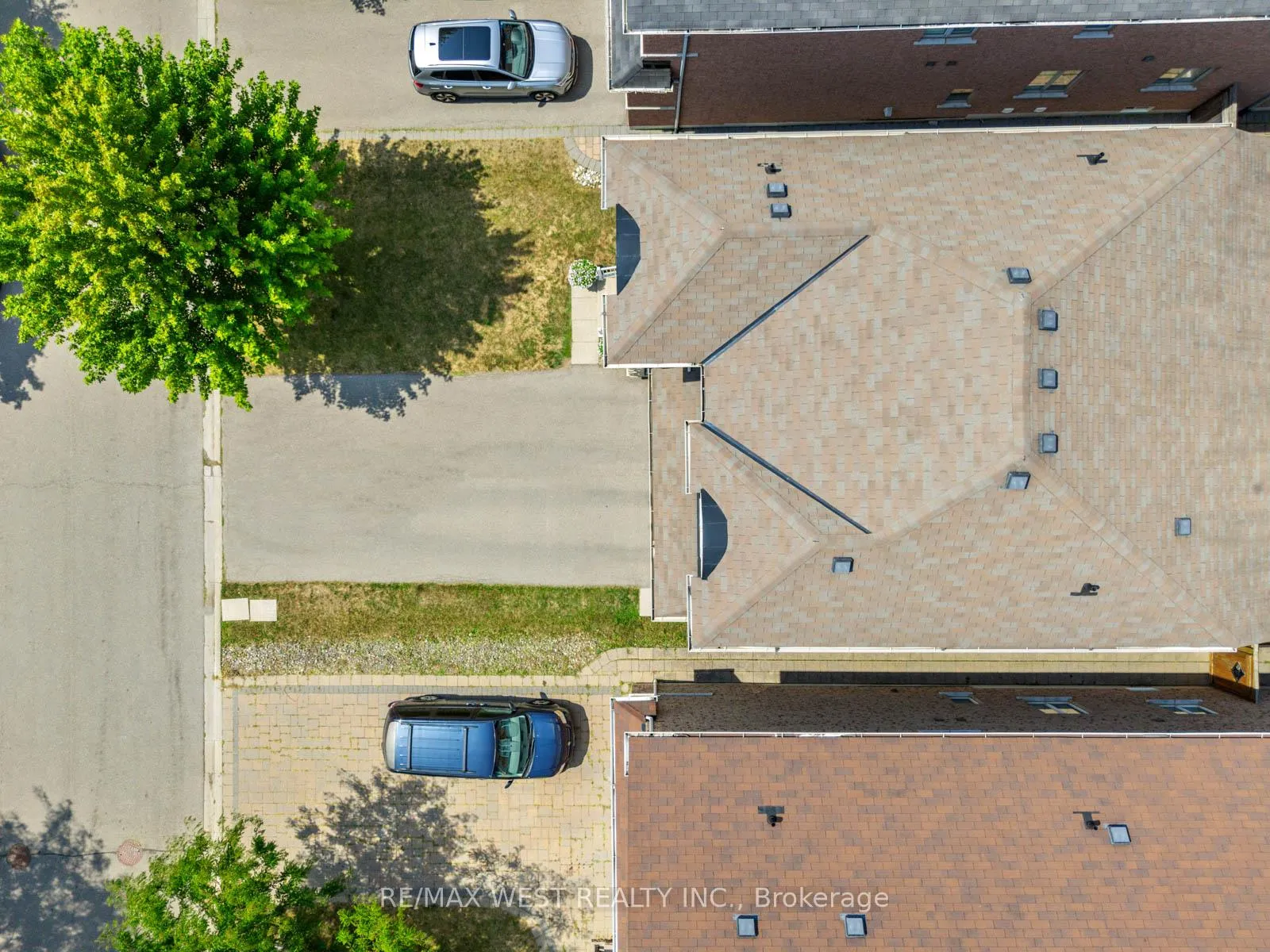 Photo 48 of 16 Heathcliffe Drive, Vaughan, Vellore Village — HOMEH