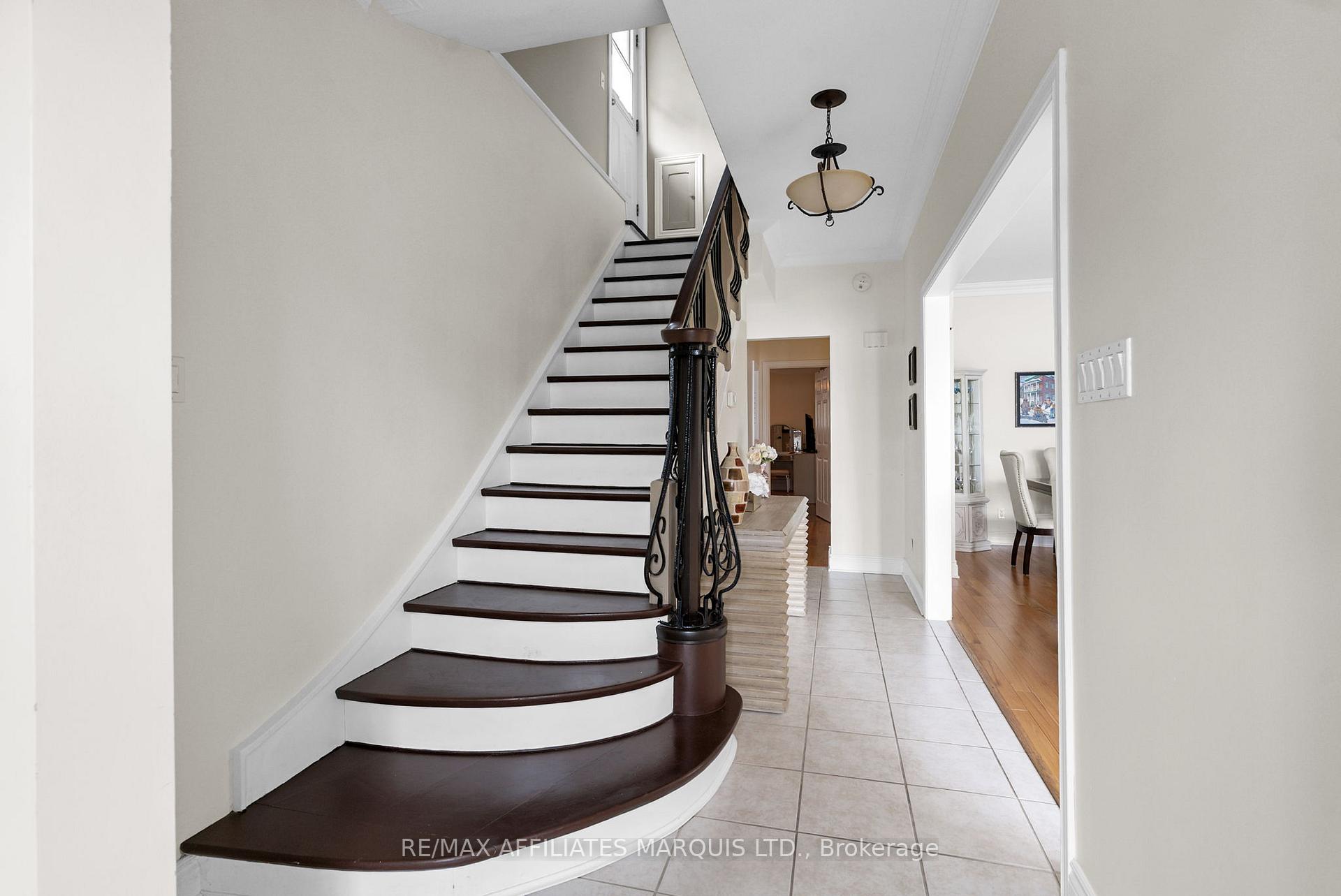 Photo 4 of 1316 Montreal Road, Cornwall — HOMEH