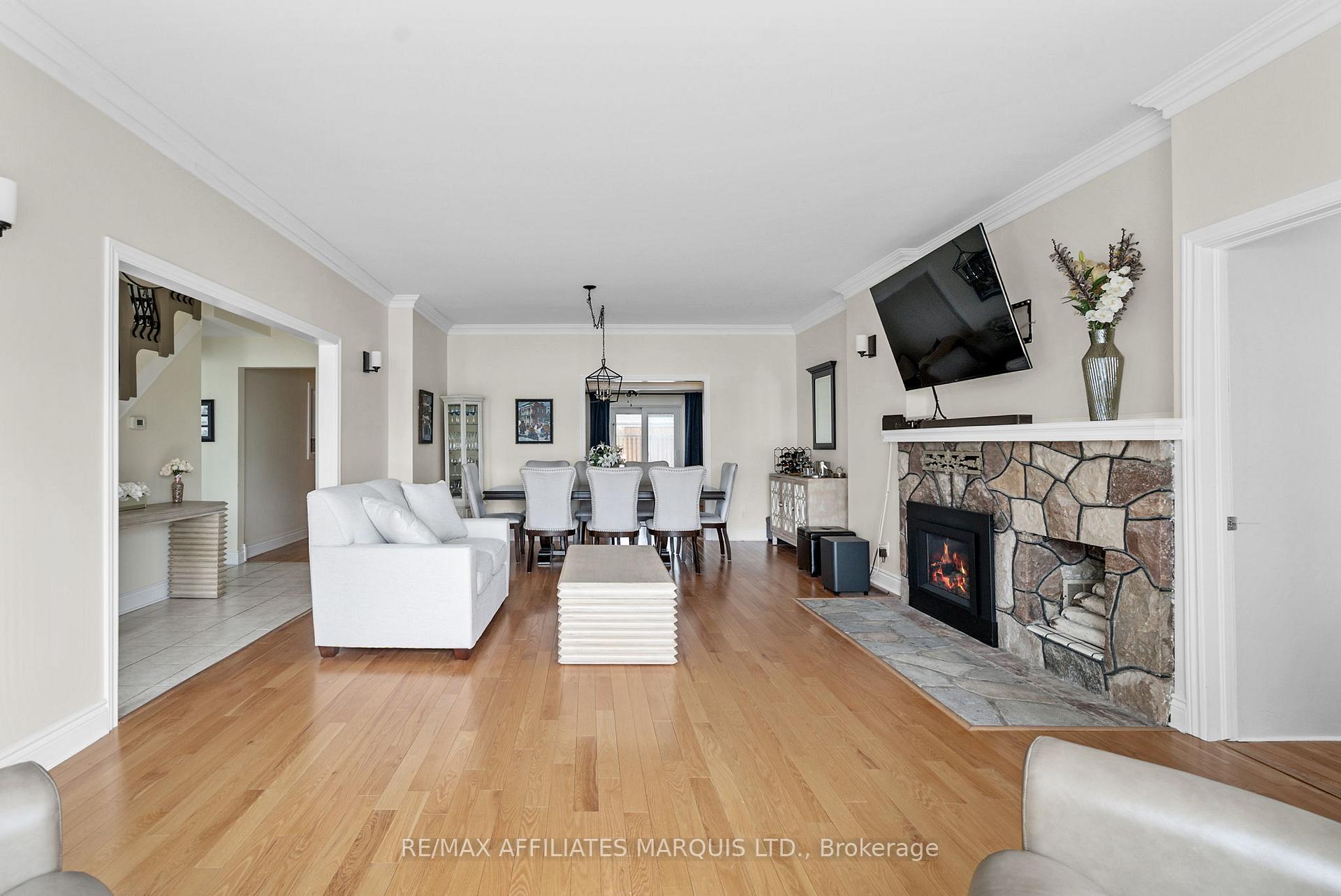 Photo 8 of 1316 Montreal Road, Cornwall — HOMEH