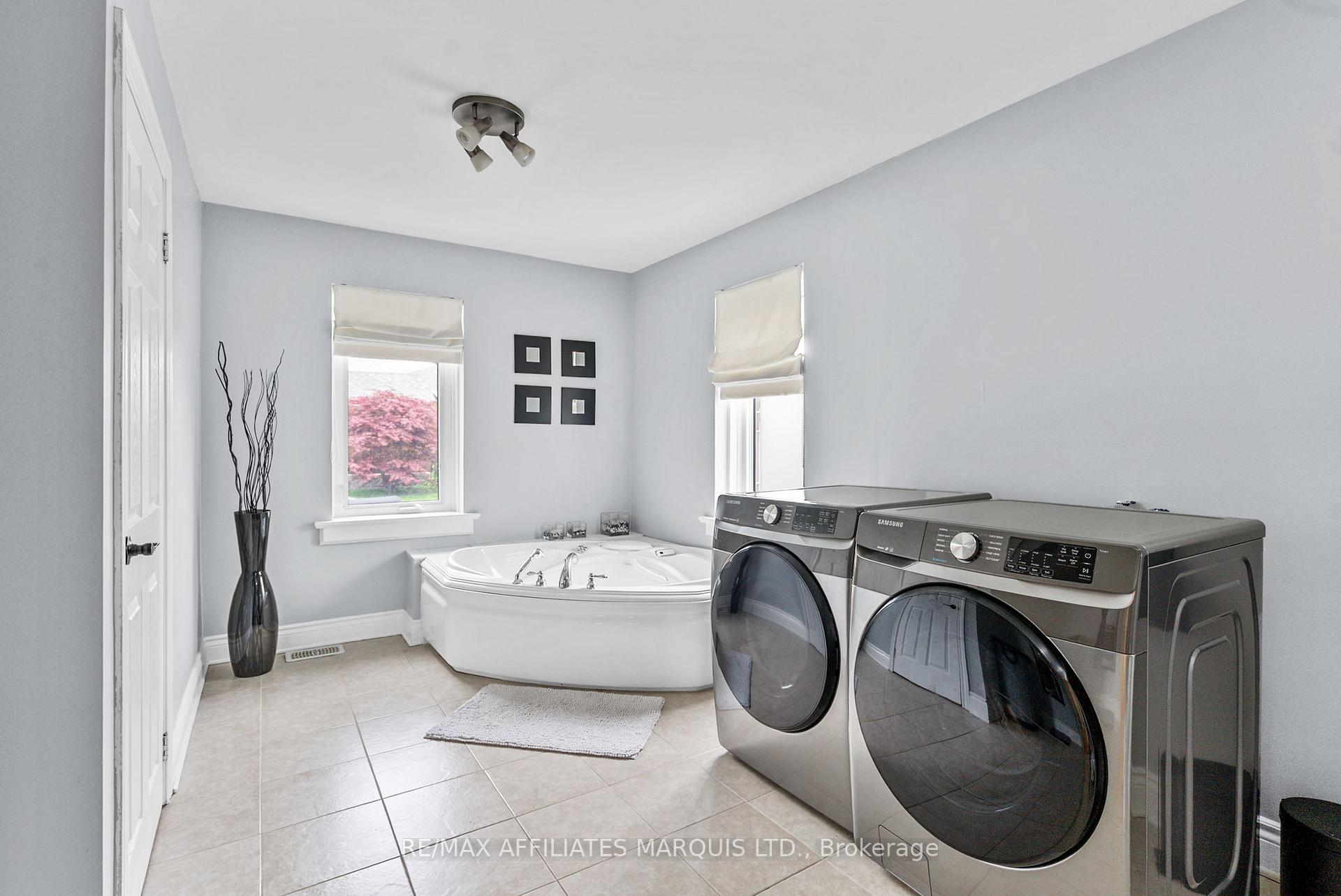 Photo 17 of 1316 Montreal Road, Cornwall — HOMEH