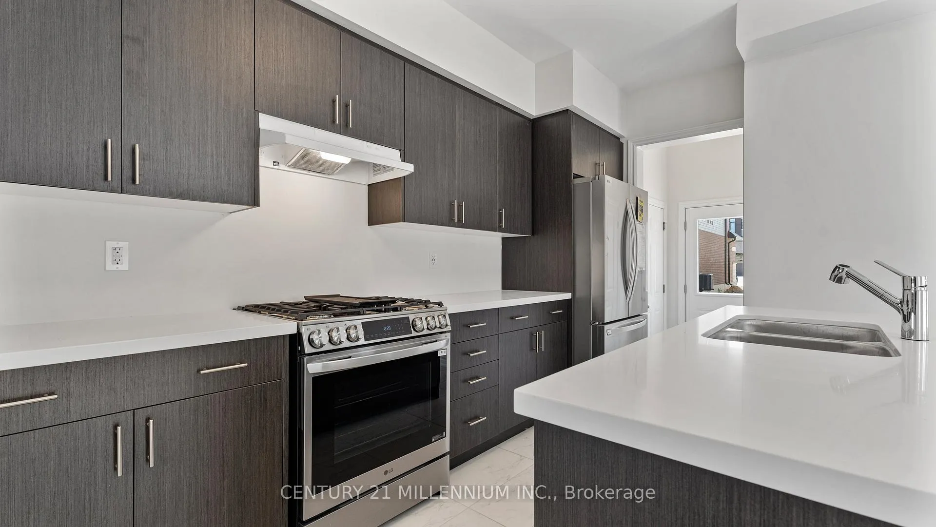 Photo 10 of 19 Mears Road, Brant, Paris — HOMEH
