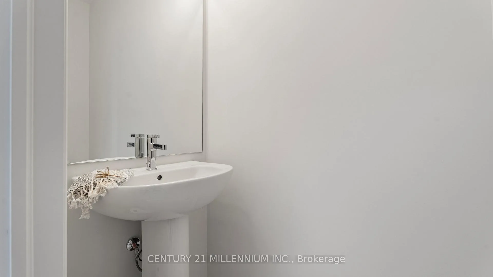 Photo 16 of 19 Mears Road, Brant, Paris — HOMEH