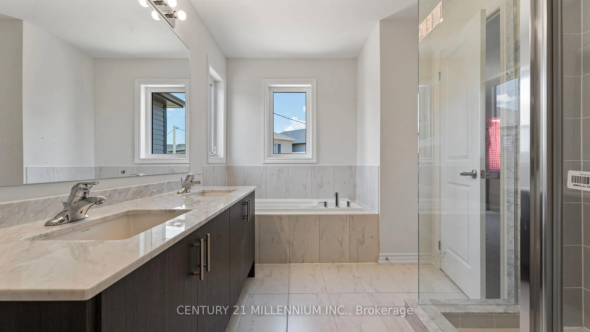Photo 24 of 19 Mears Road, Brant, Paris — HOMEH
