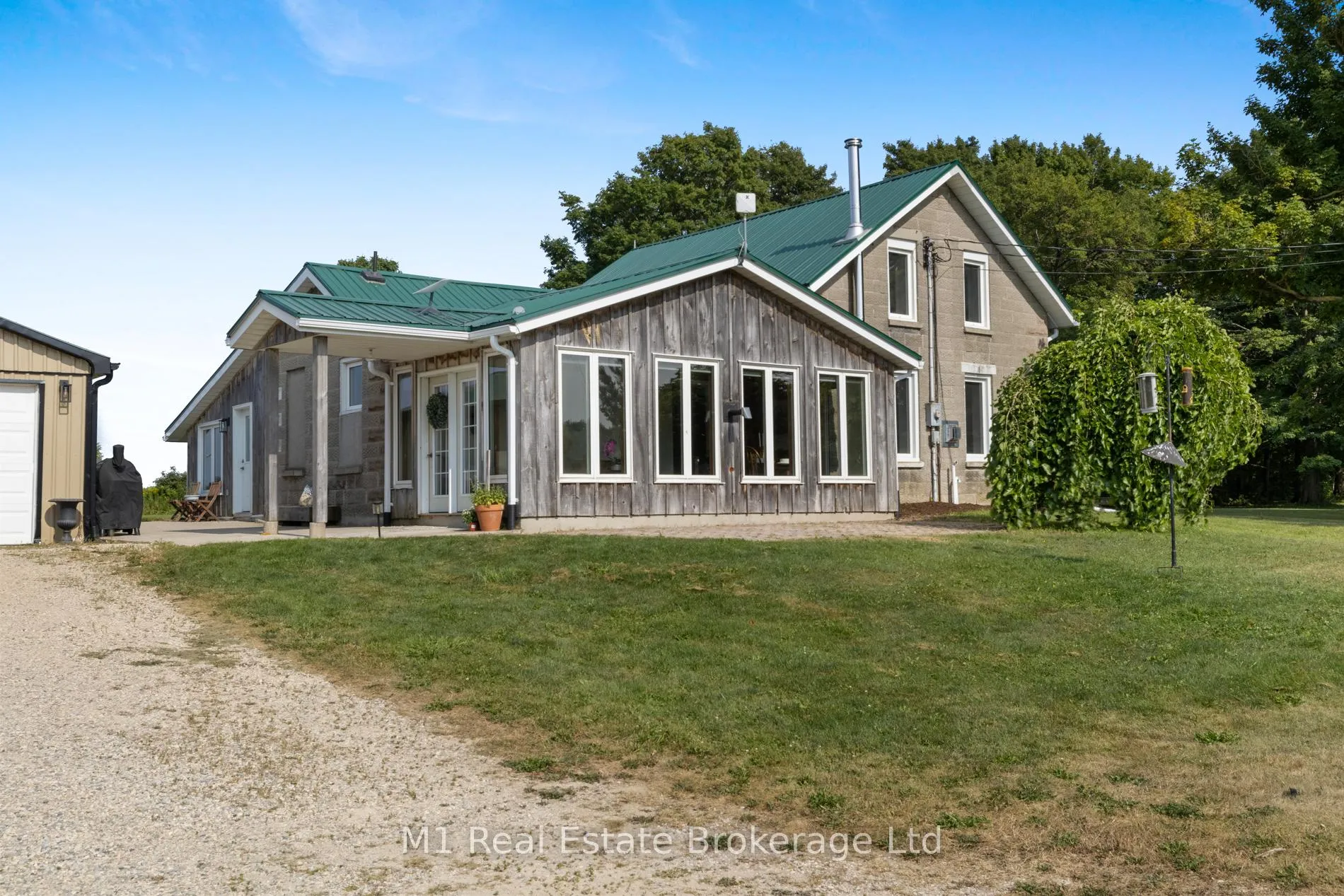 Photo 3 of 8420 Sixth Line, Wellington North, Rural Wellington North — HOMEH