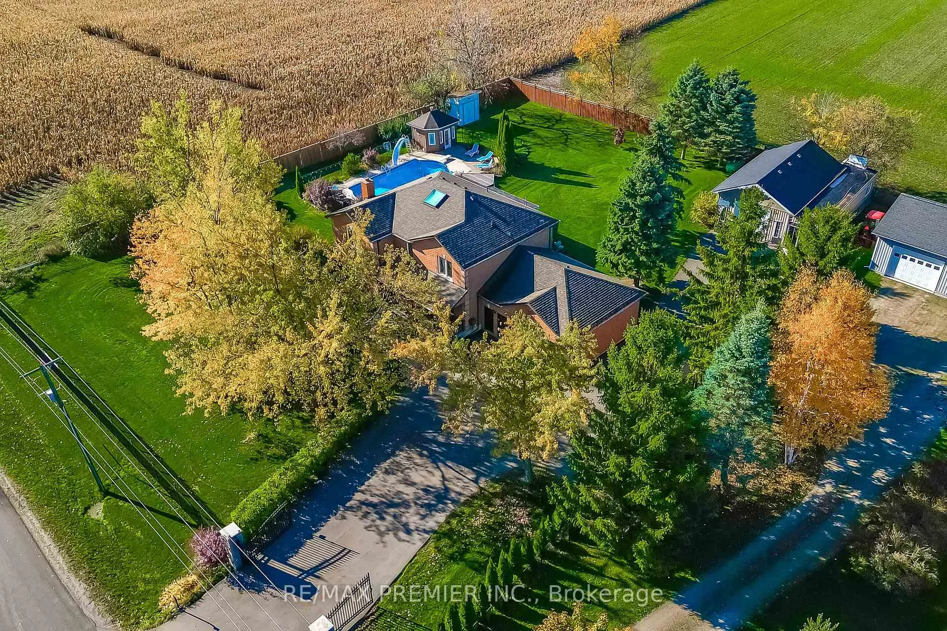 Photo 47 of 6548 10th Line, Essa, Rural Essa — HOMEH