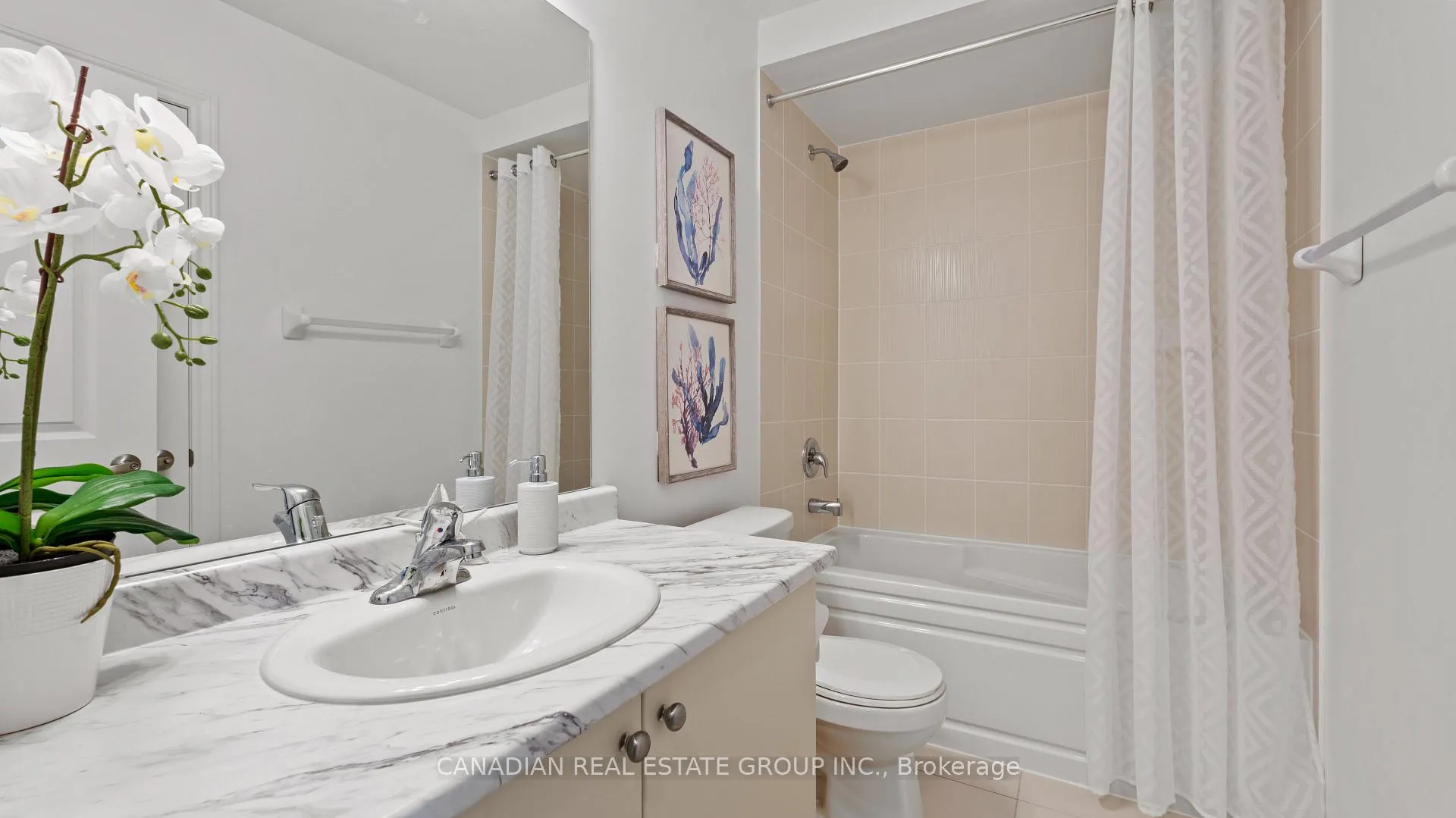 Photo 16 of 403 Van Dusen Avenue, Southgate — HOMEH