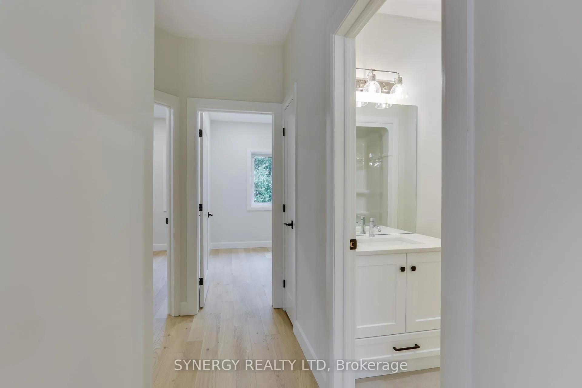 Photo 13 of 5 Haddon Lane, Strathroy-Caradoc, NW — HOMEH