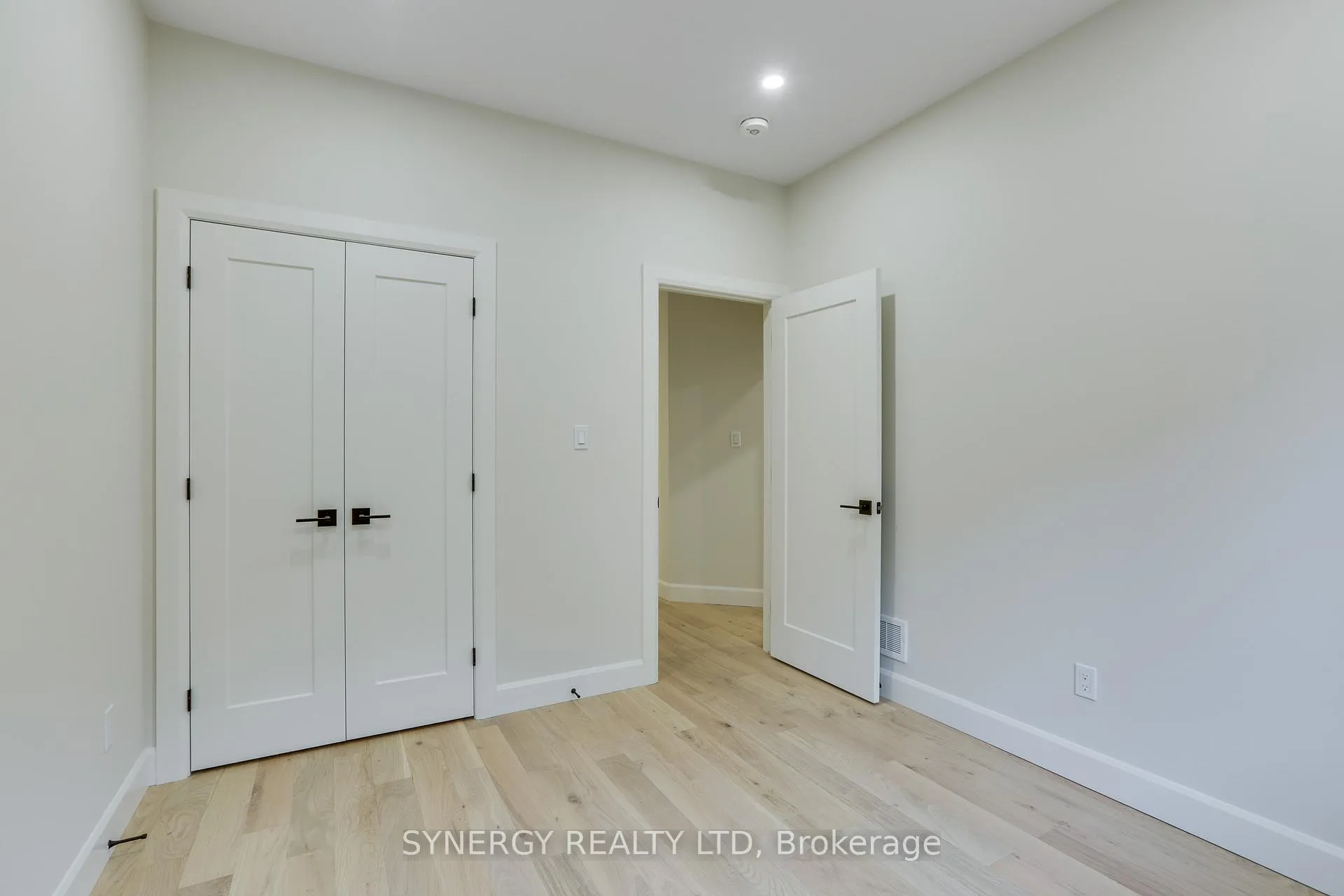 Photo 17 of 5 Haddon Lane, Strathroy-Caradoc, NW — HOMEH