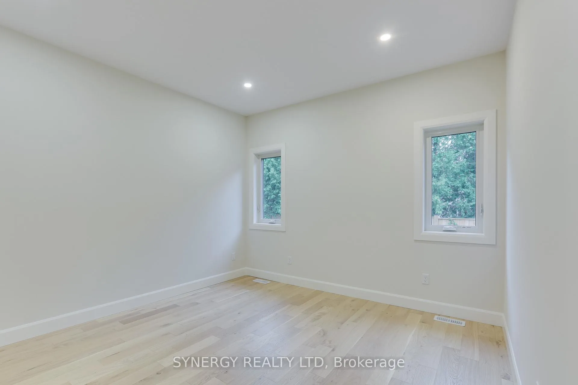 Photo 18 of 5 Haddon Lane, Strathroy-Caradoc, NW — HOMEH