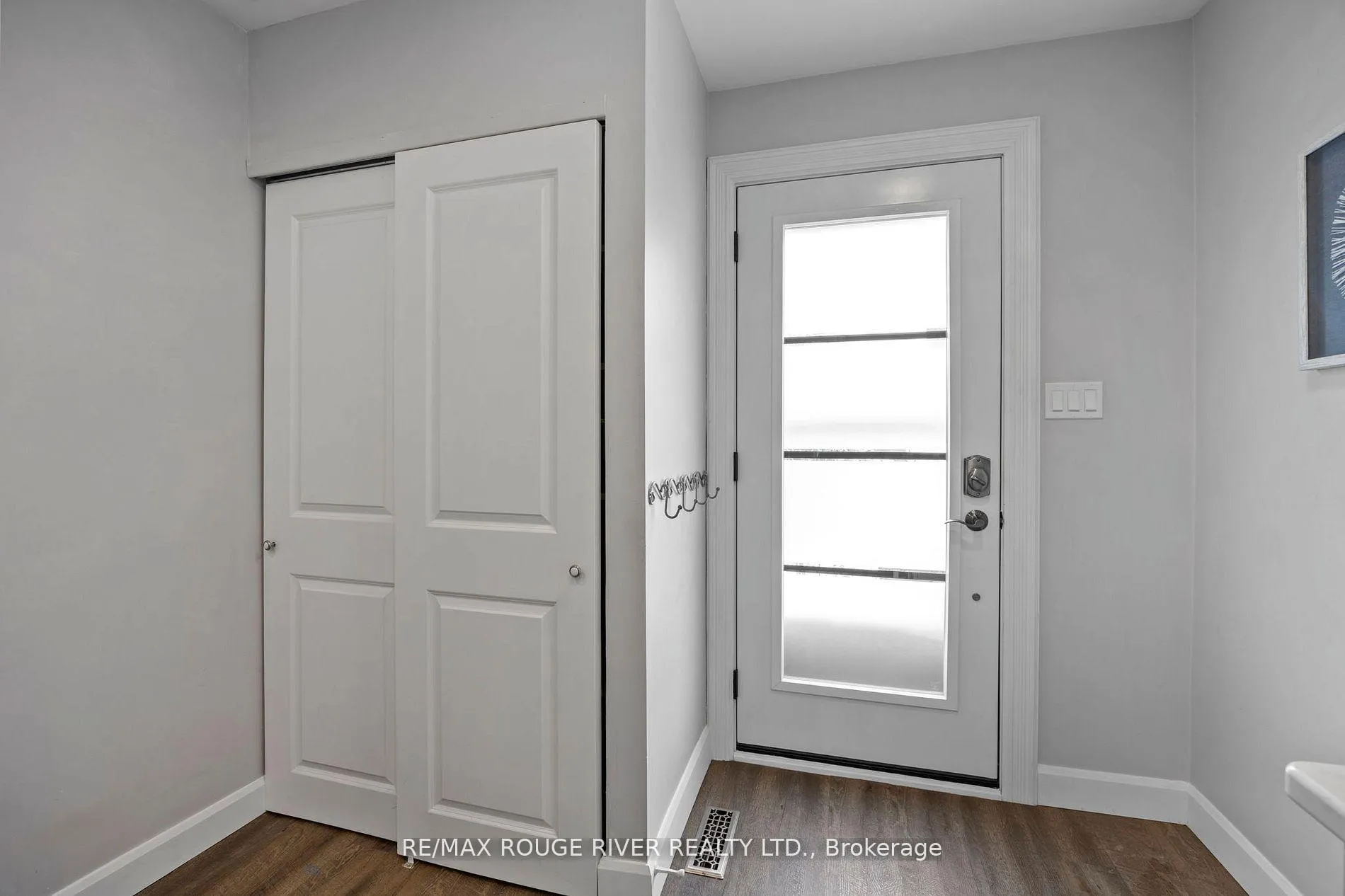 Photo 16 of 819 Sanok Drive, Pickering, West Shore — HOMEH