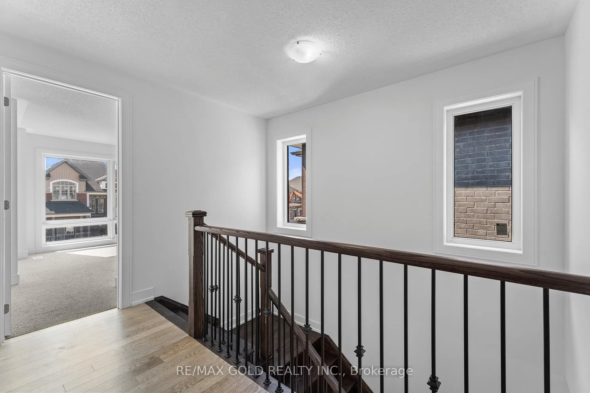 Photo 17 of 31 Stanley Leitch Drive, Kitchener, Mill Courtland Woodside Park — HOMEH